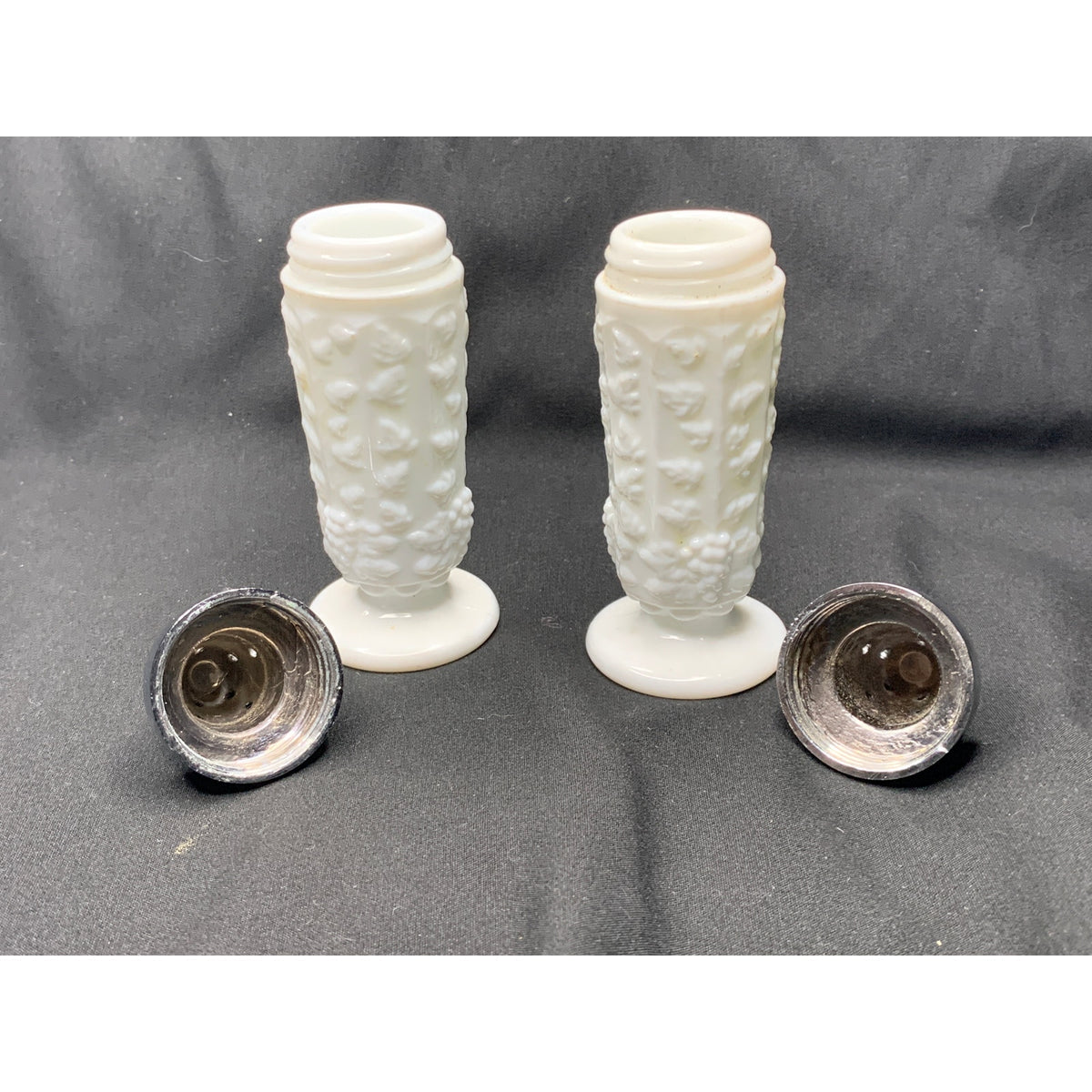 Vintage Westmoreland Paneled Grape Milk Glass Salt Pepper Shakers Chrome
