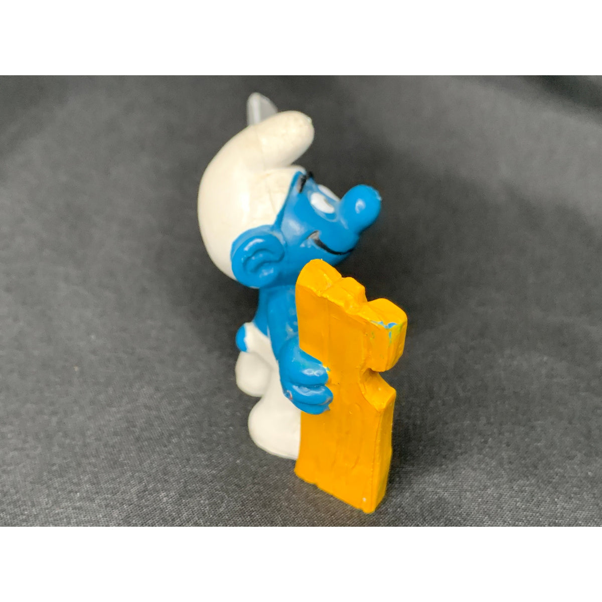 1979 Schleich Peyo Handy Smurf Carpenter Saw Wood #20112 Hong Kong Vintage
