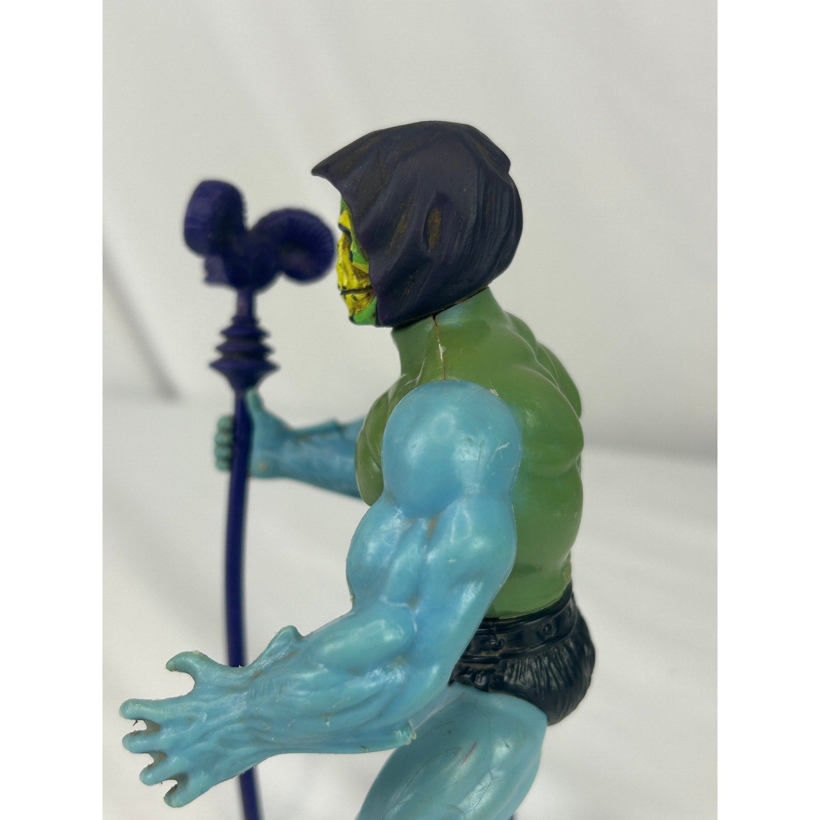 Vintage MOTU Skeletor Figure Complete w Havoc Staff Mattel 1982