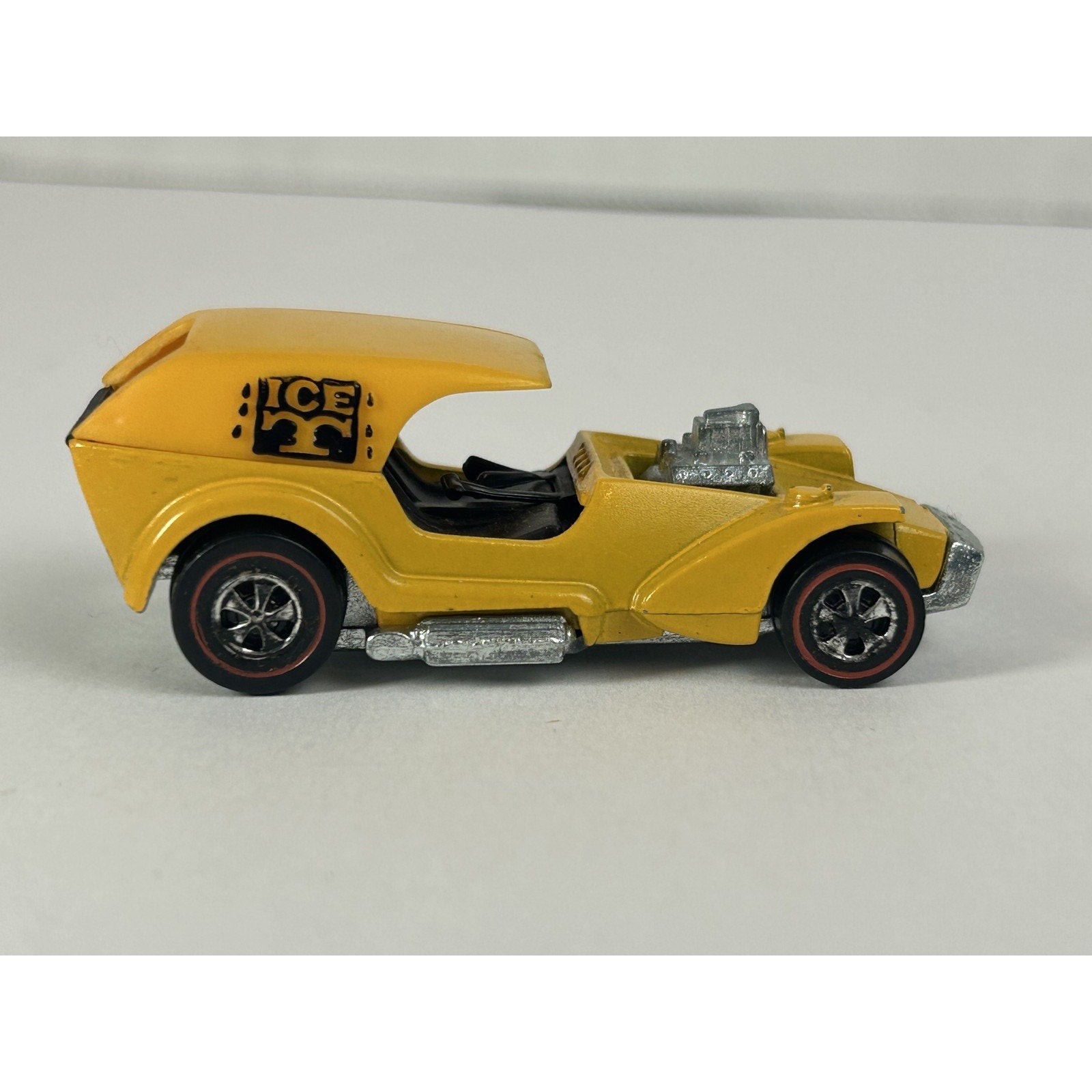 Vintage Hot Yellow 1969 Wheels Redline Ice T Diecast Car Hong Kong W/Button
