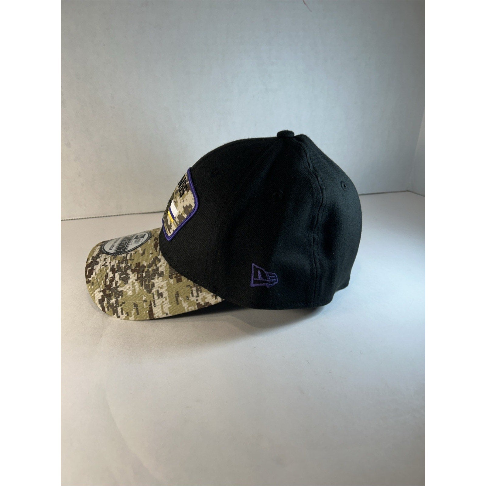 Minnesota Vikings New Era 39Thirty Salute to Service Hat M/L Camo NFL