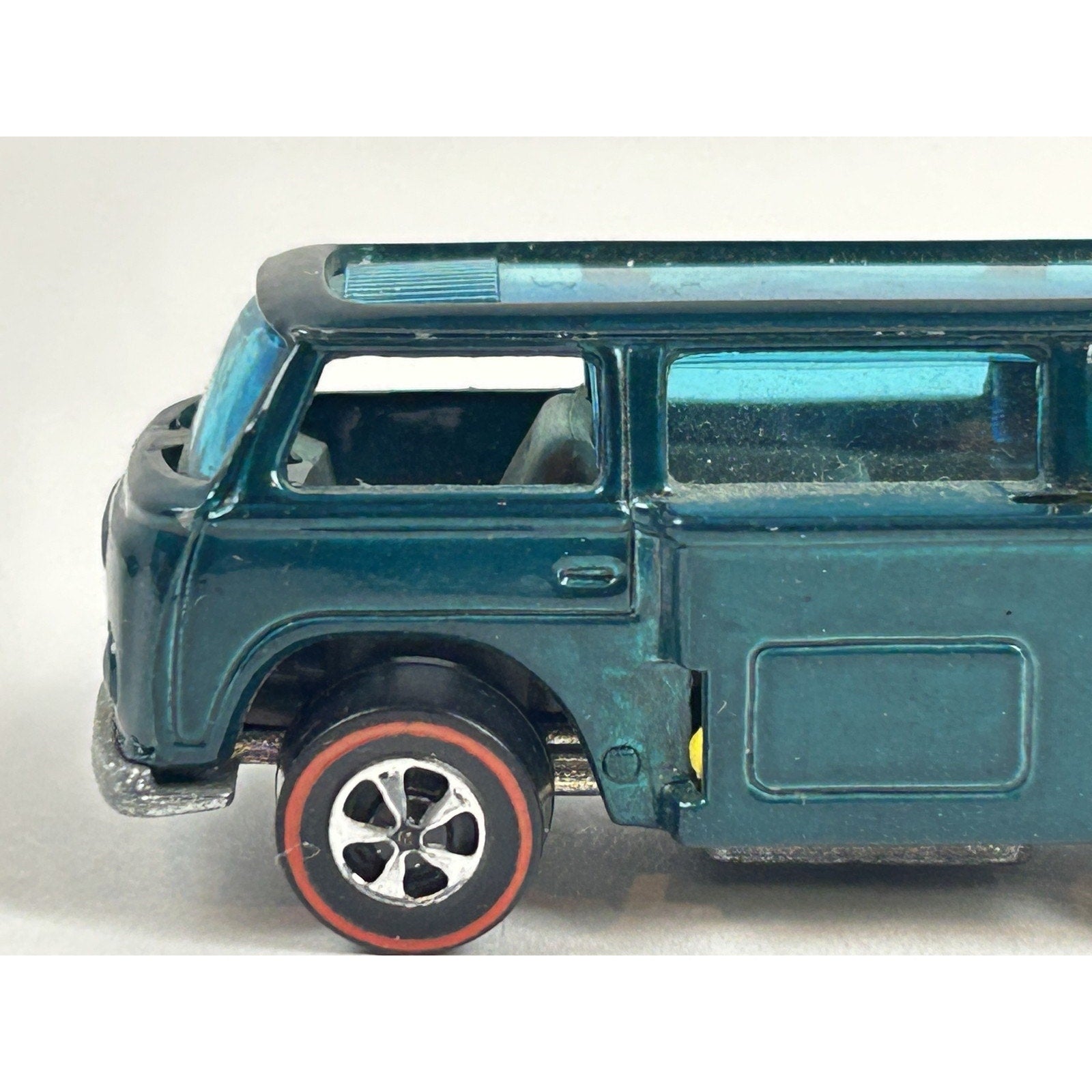 Vintage Hot Wheels Volkswagen Beach Bomb Redline 1969 Mattel HK Surfboards Pin