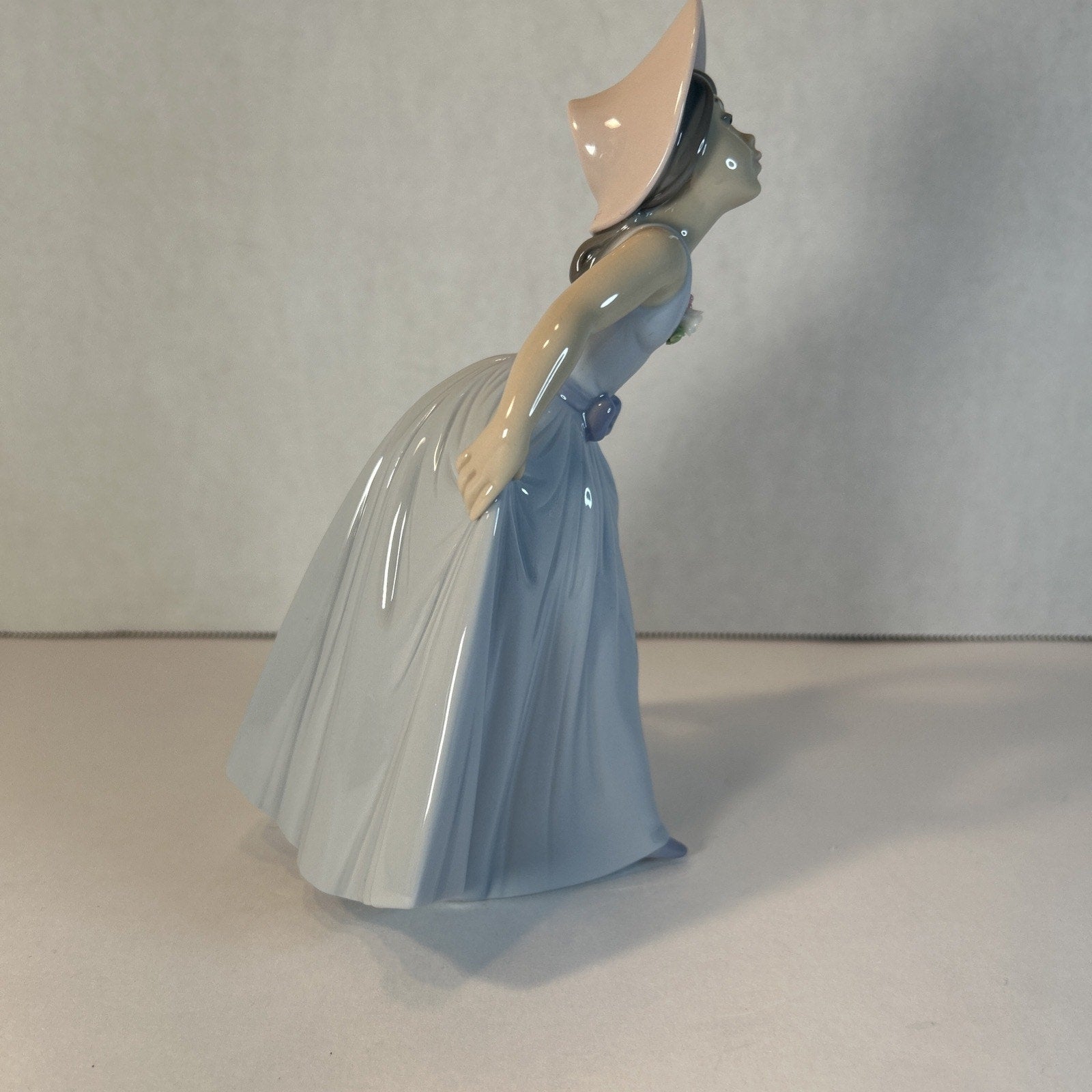 Lladro #6274 Daisy Girl Figurine 7" Retired 2002 Jose Puche Spain Porcelain