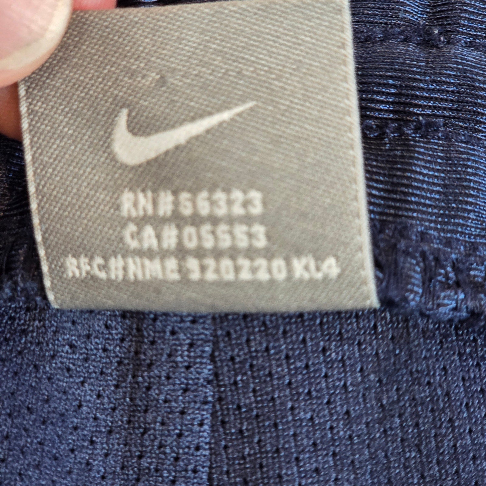 Nike Two-Tone Basketball Shorts Blue Satin Stripe Mesh Drawstring Men’s L