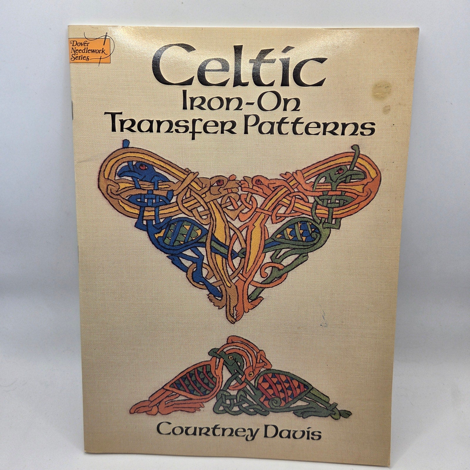 Celtic Iron-On Transfer Patterns Courtney Davis 1989 Dover Craft Book Vintage
