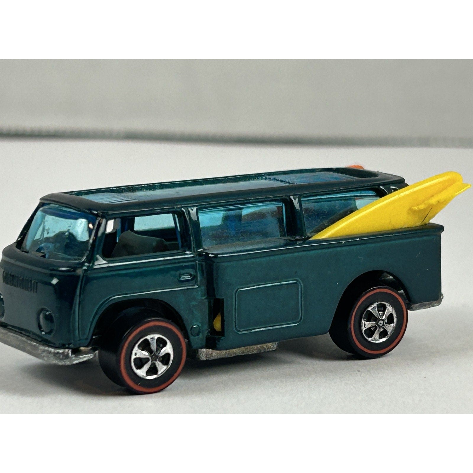 Vintage Hot Wheels Volkswagen Beach Bomb Redline 1969 Mattel HK Surfboards Pin