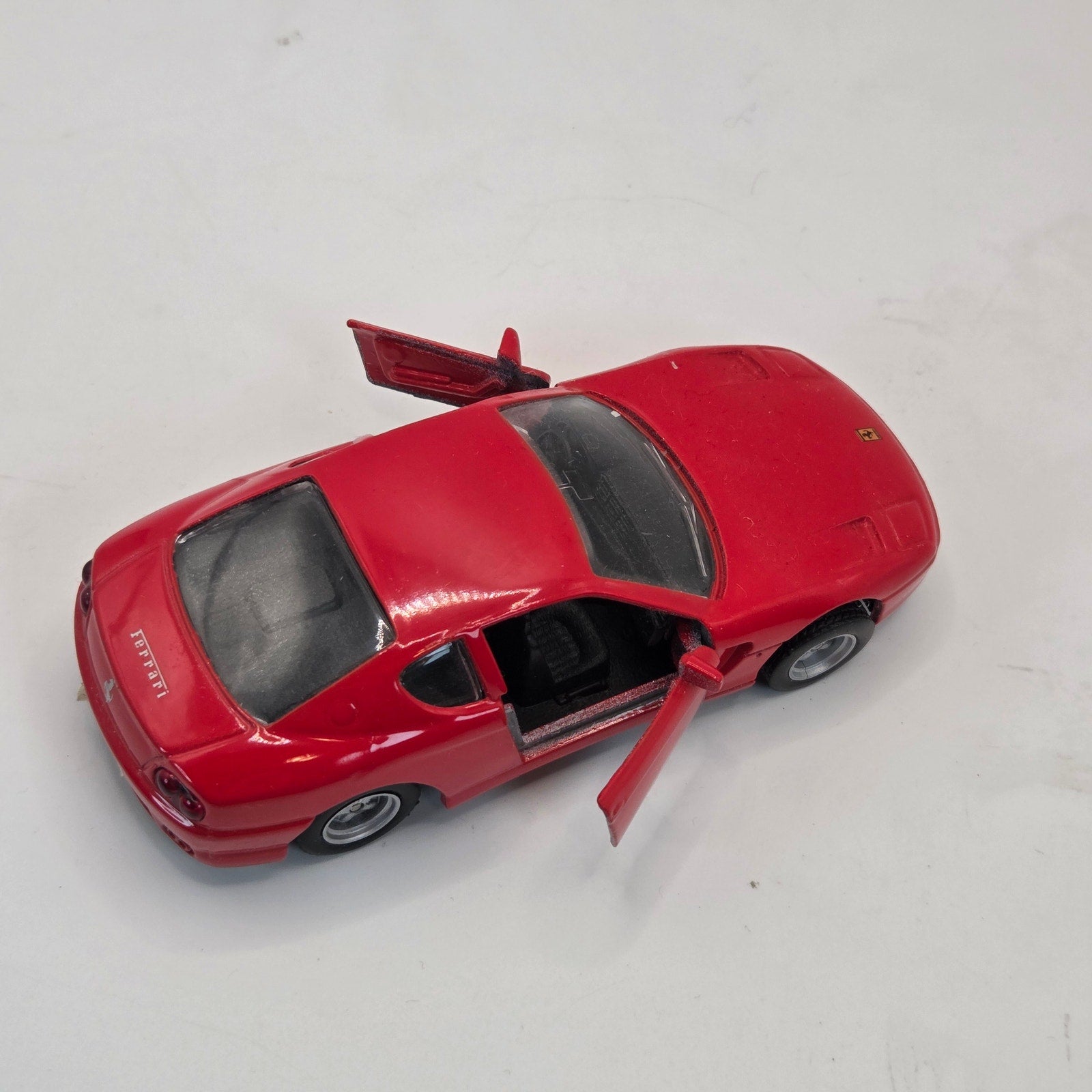 Maisto Ferrari 456GT 1:39 Diecast Pullback Car Red Model w/ Opening Doors
