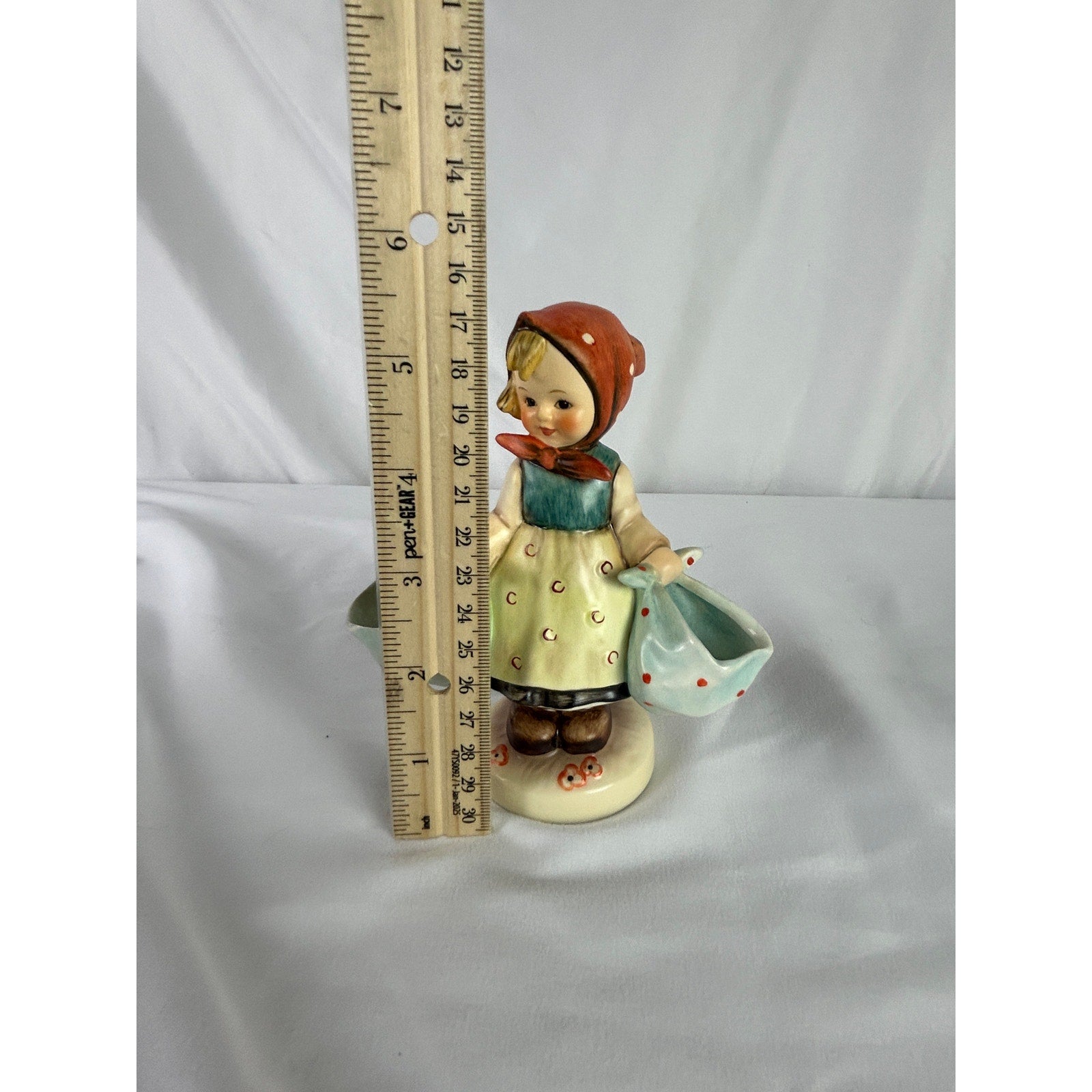 Goebel Hummel Mother’s Darling Markt Christel Double Basket Figurine