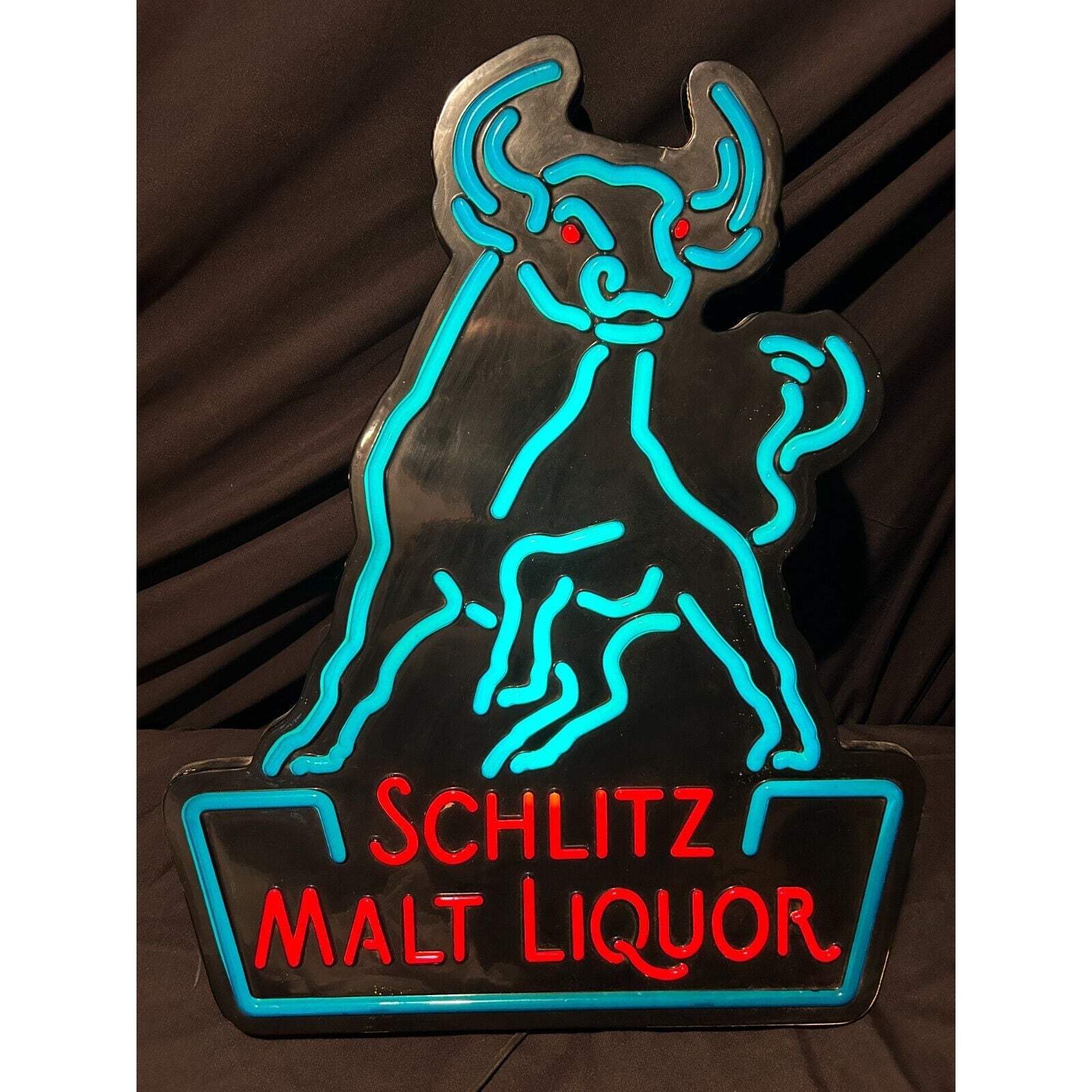 Schlitz Malt Liquor Faux Neon Bar Sign 1984 KCS 24"x19" Light-Up Wall Display