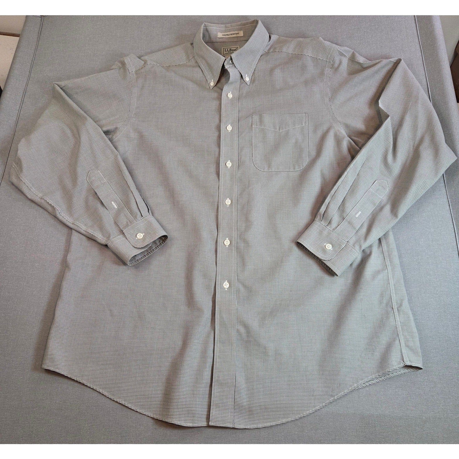 LL Bean Mens L Button Down Shirt Green Check Wrinkle Resistant Cotton Malaysia
