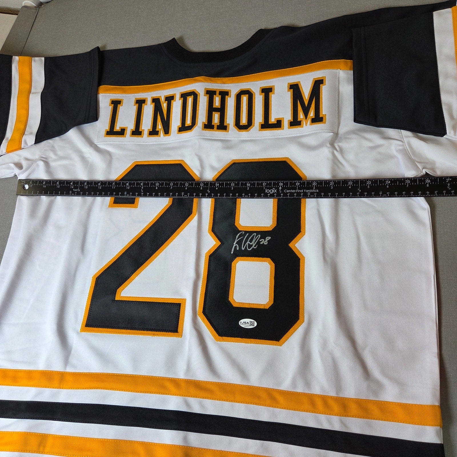 Elias Lindholm Signed Boston Bruins Custom Jersey XL JSA COA Auto