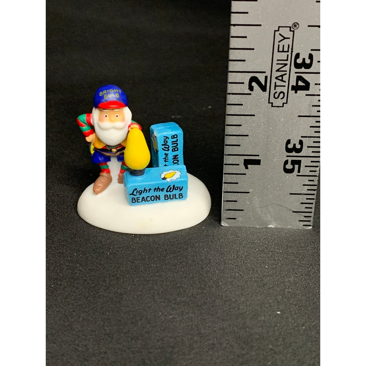 Dept 56 Hope This Is The Correct Replacement Bulb 57221 North Pole Series