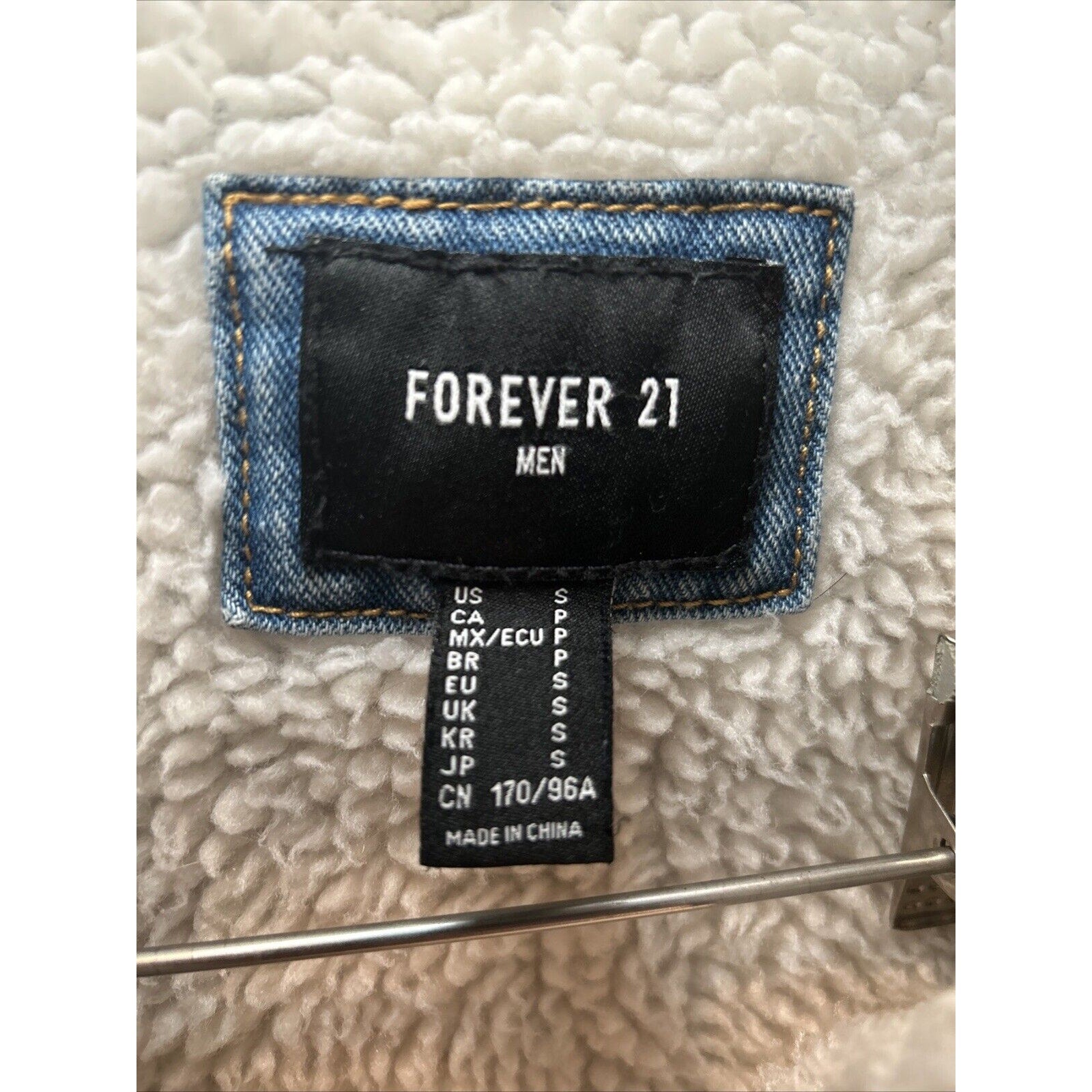 Forever 21 Women’s Sherpa Lined Denim Trucker Jacket Size Small Blue Faux Fur