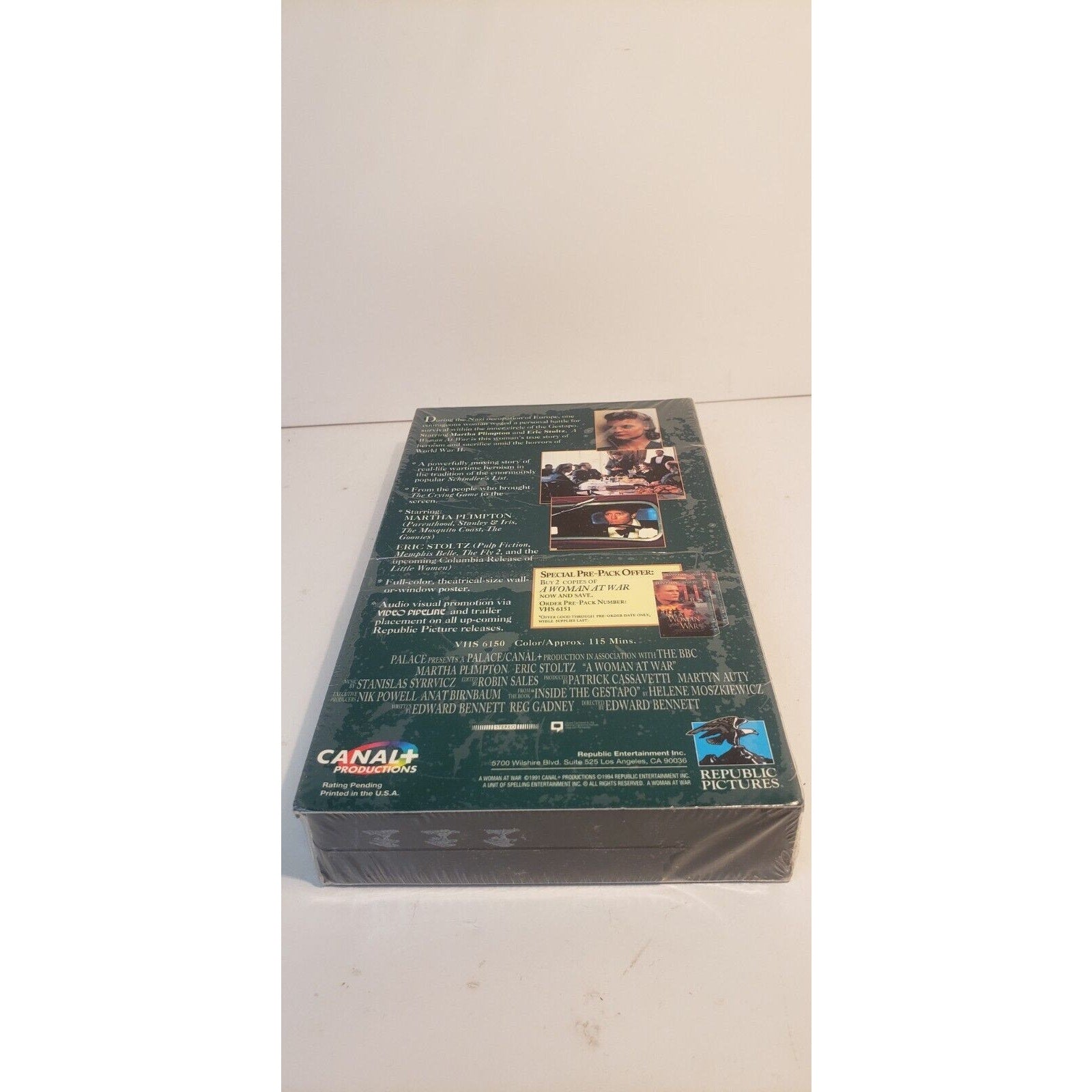 A Woman at War (VHS, 1995) New Sealed