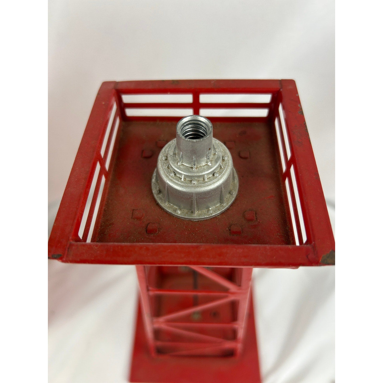 Vintage Lionel 394 Beacon Light Tower With Box Parts Untested
