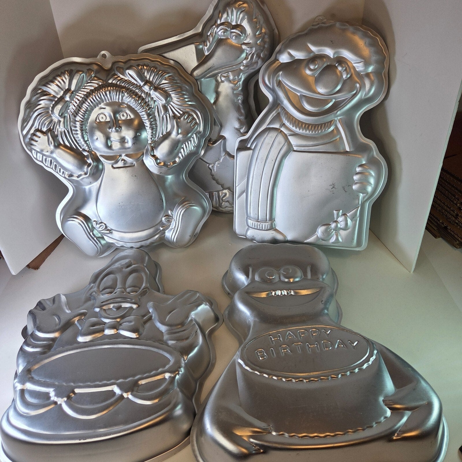 Vintage Lot of 5 Wilton Cake Pans Cookie Monster Ernie Big Bird Donald Duck Doll
