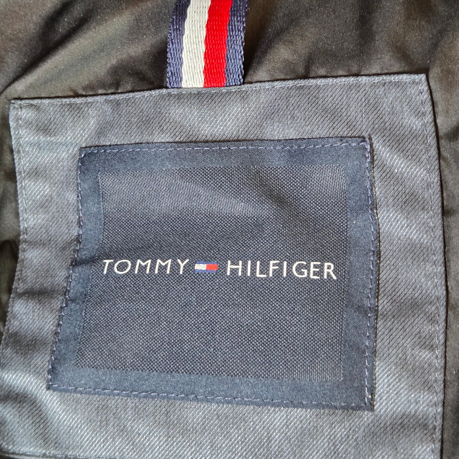 Tommy Hilfiger Men's XXL Hooded Puffer Winter Coat Jacket Gray