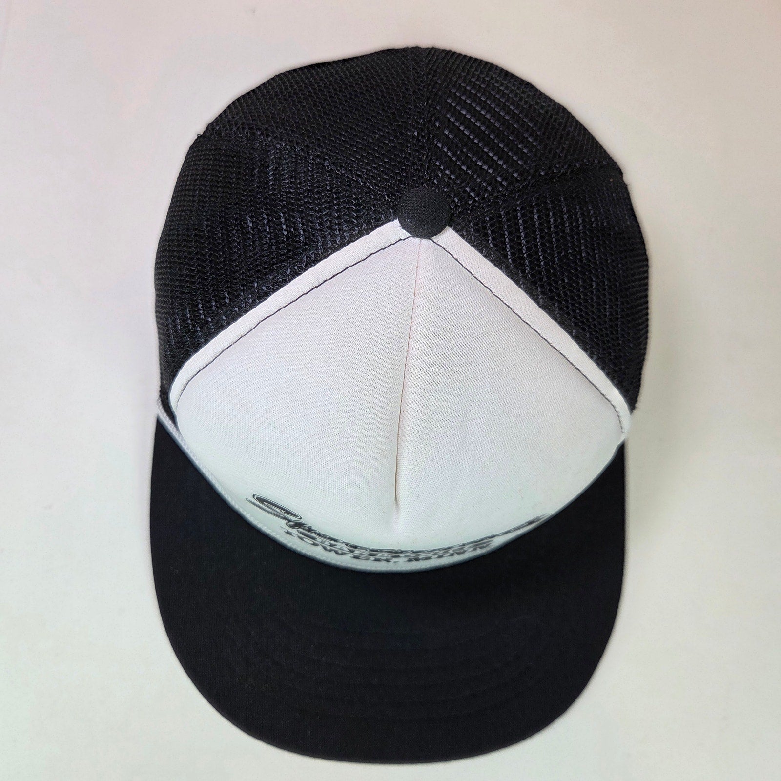 Vintage Sportsman’s Bar & Grill Tower MN Trucker Hat Snapback 80s Mesh Cap
