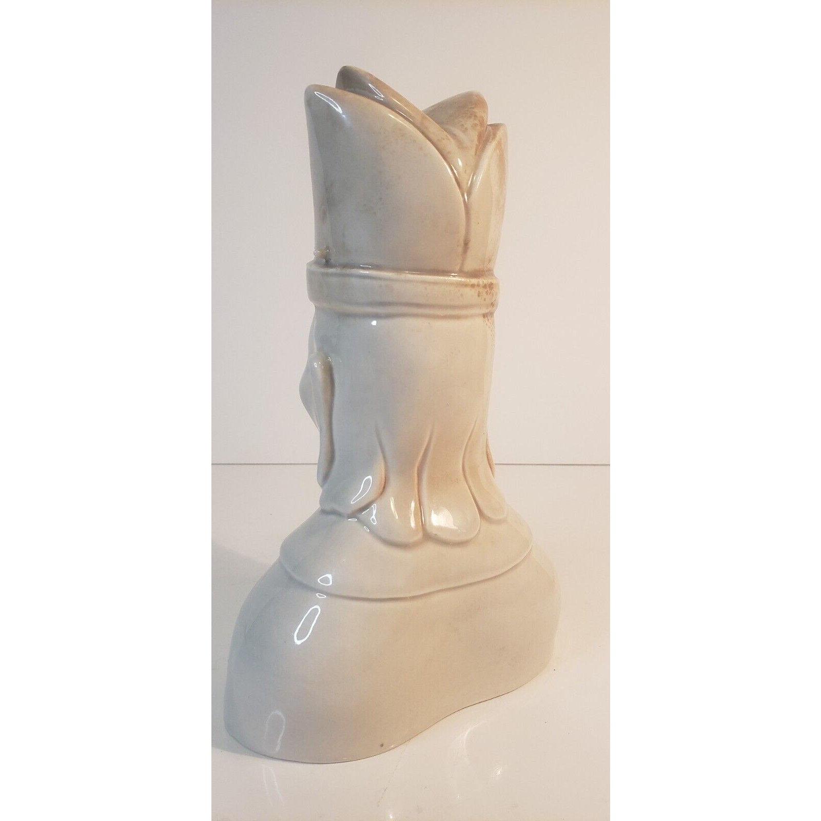 Roselane Pasadena Dove Gray Chinese Modern Bust Figurine 1940s California Pottery