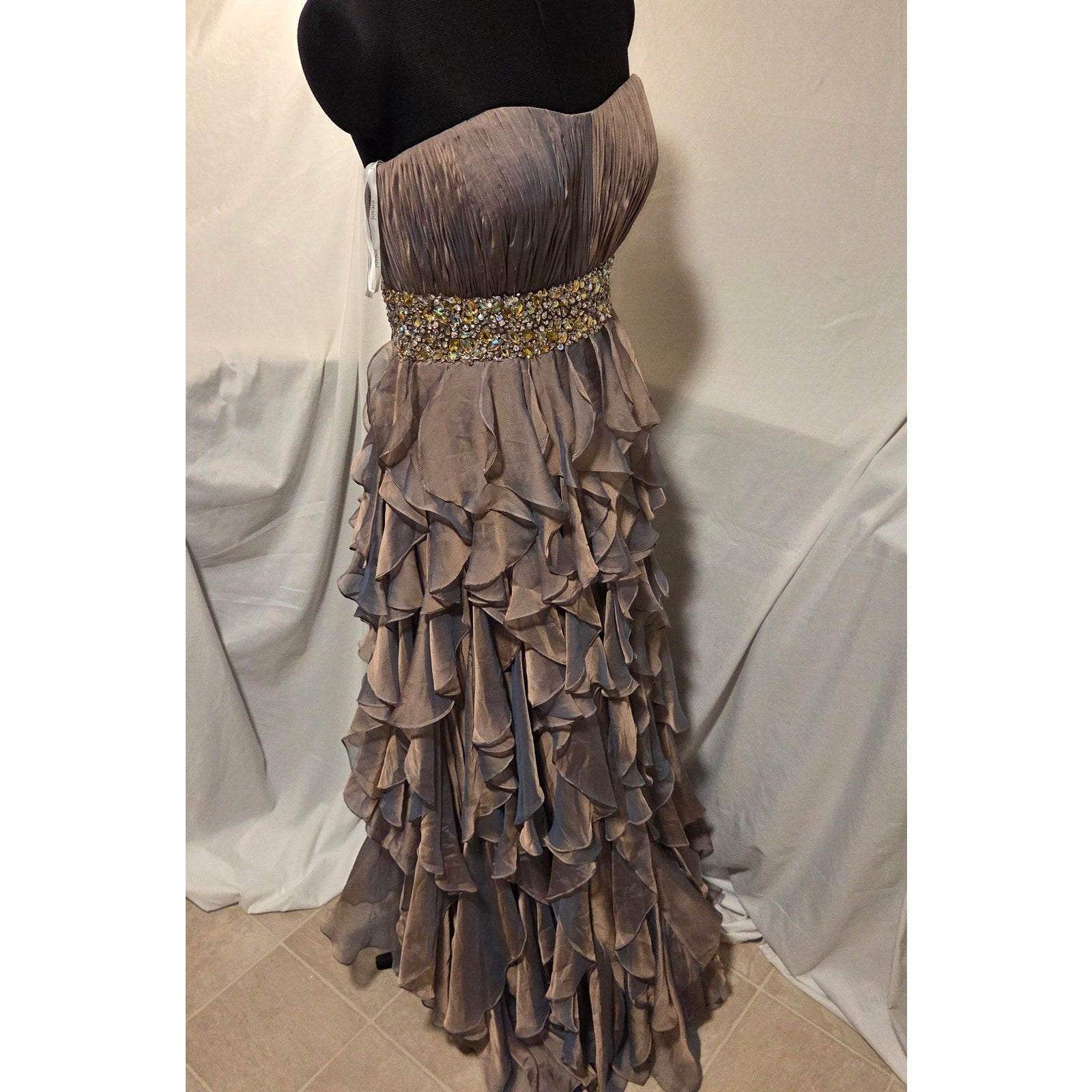 Jovani Strapless Beaded Waist Ruffle Prom Evening Gown Dress Size 12