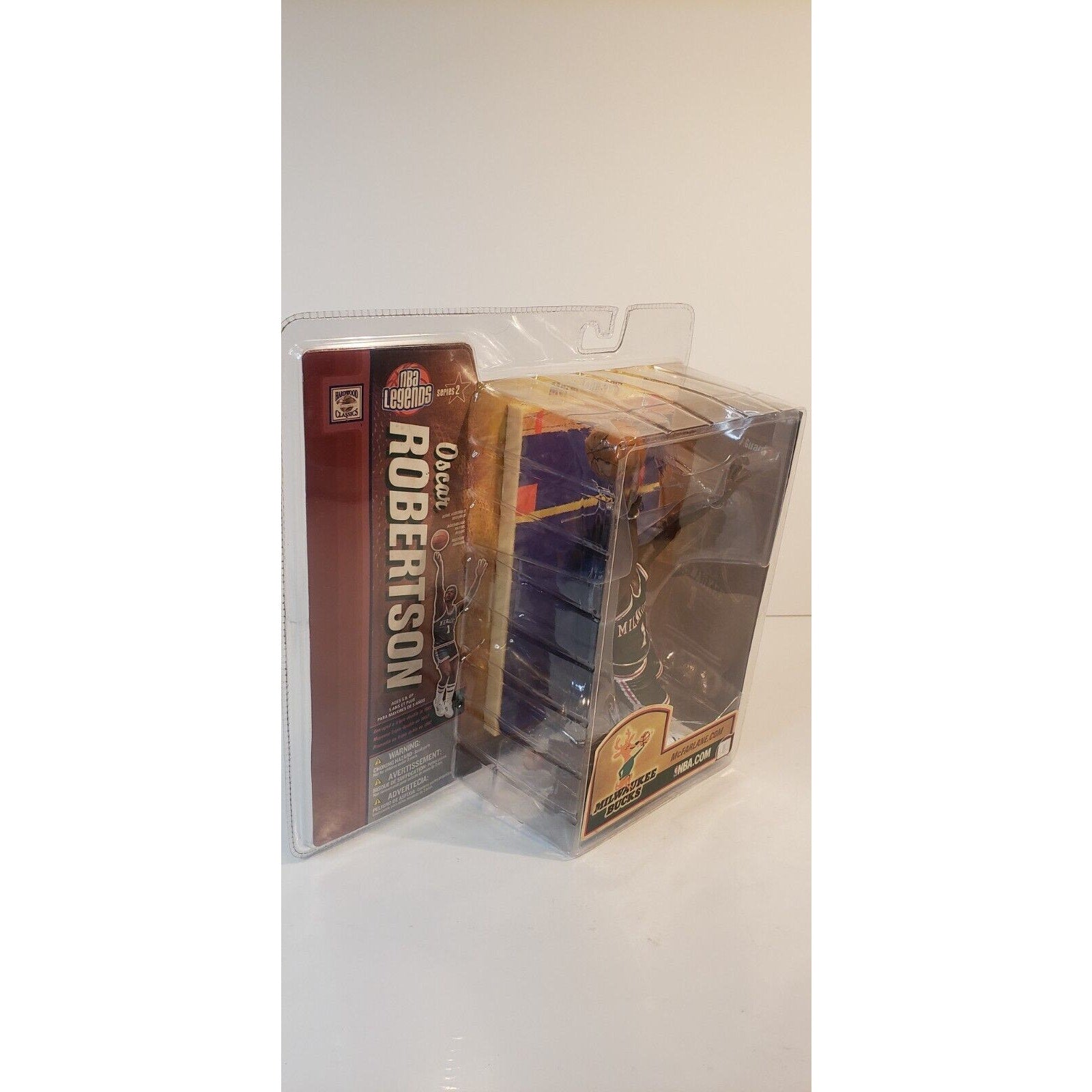 Oscar Robertson Milwaukee Bucks McFarlane NBA Legends Series 2 Figure Sealed New