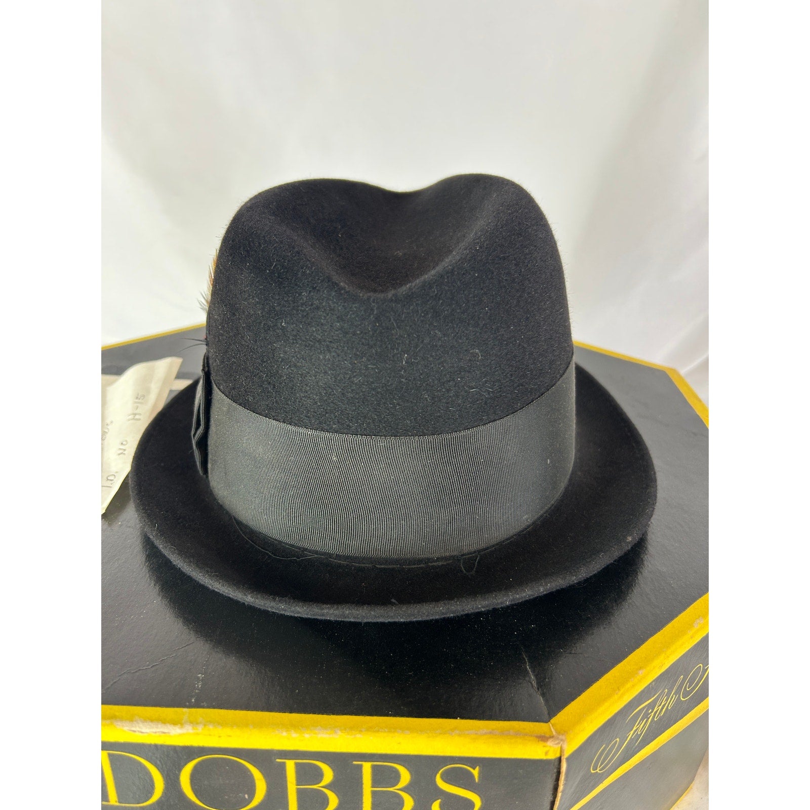 Dobbs Fifth Avenue Black Fedora Hat 7 1/4 Feather Vintage USA Box