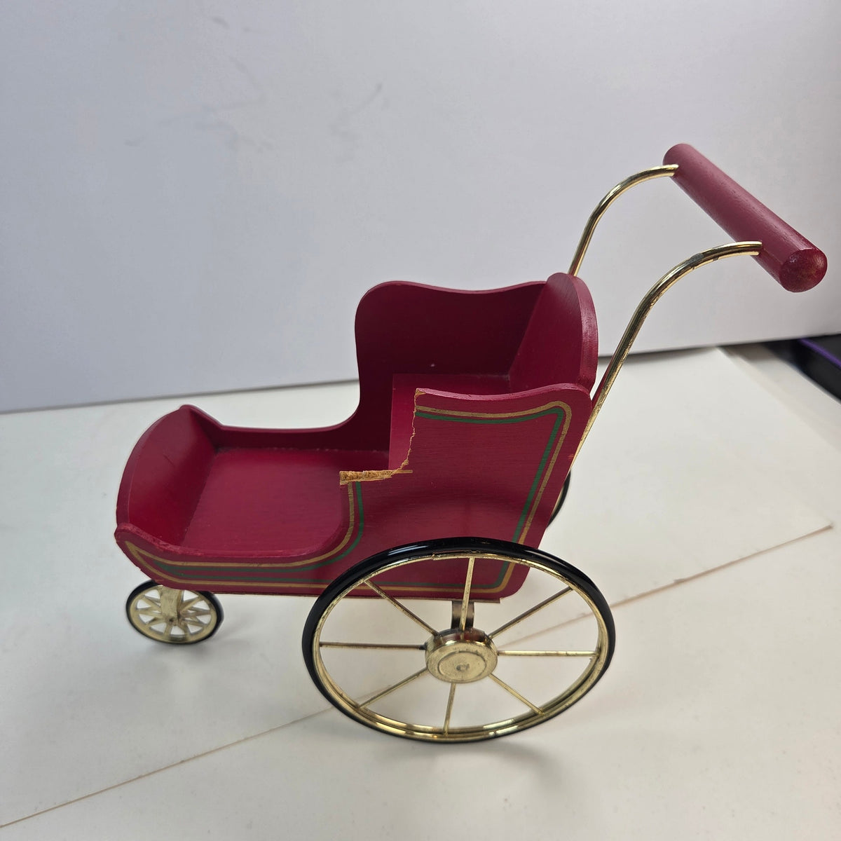 Pleasant Company American Girl Samantha Elegant Doll Pram Carriage Vintage