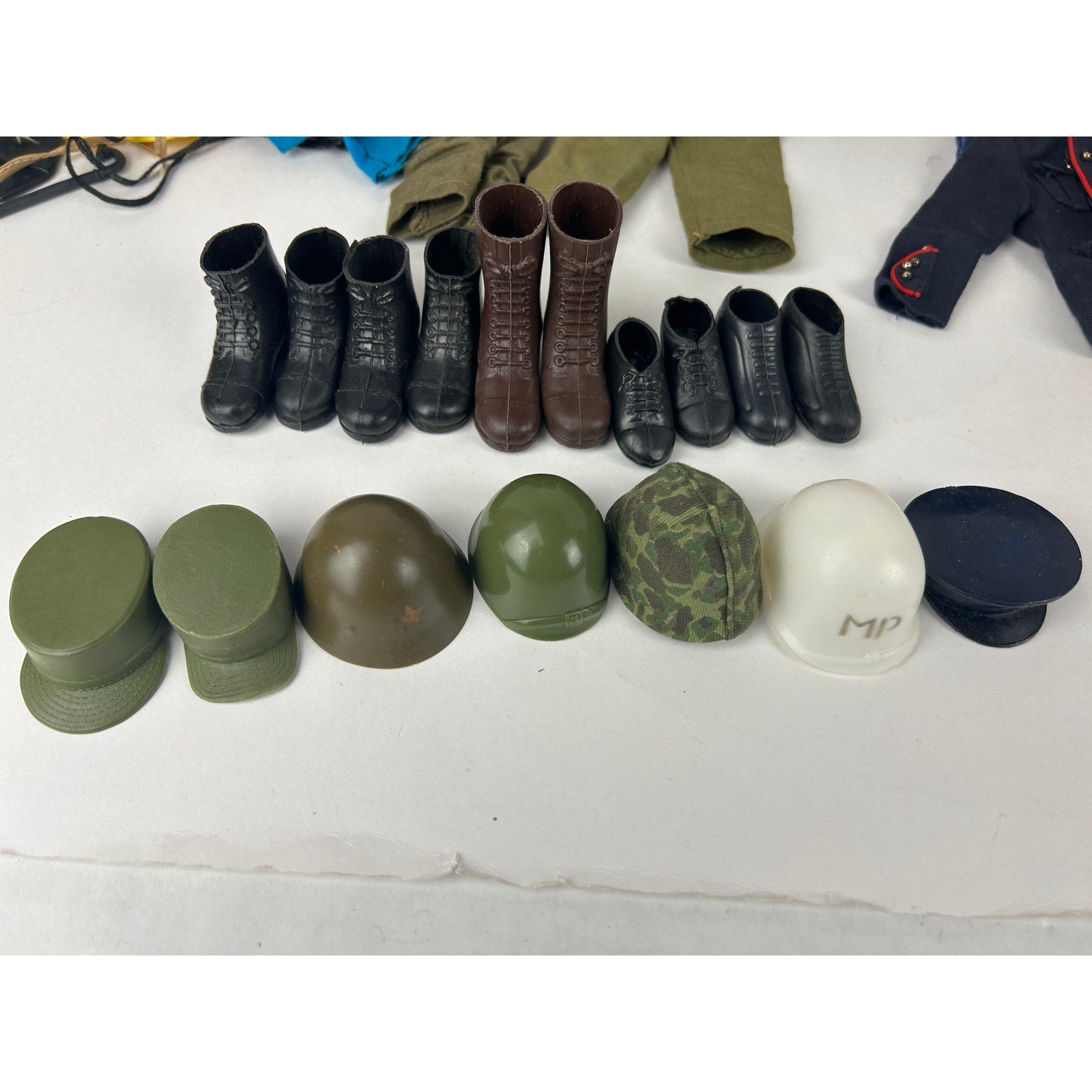 Vintage GI Joe Lot Two Figures Footlocker Uniforms Weapons Accessories