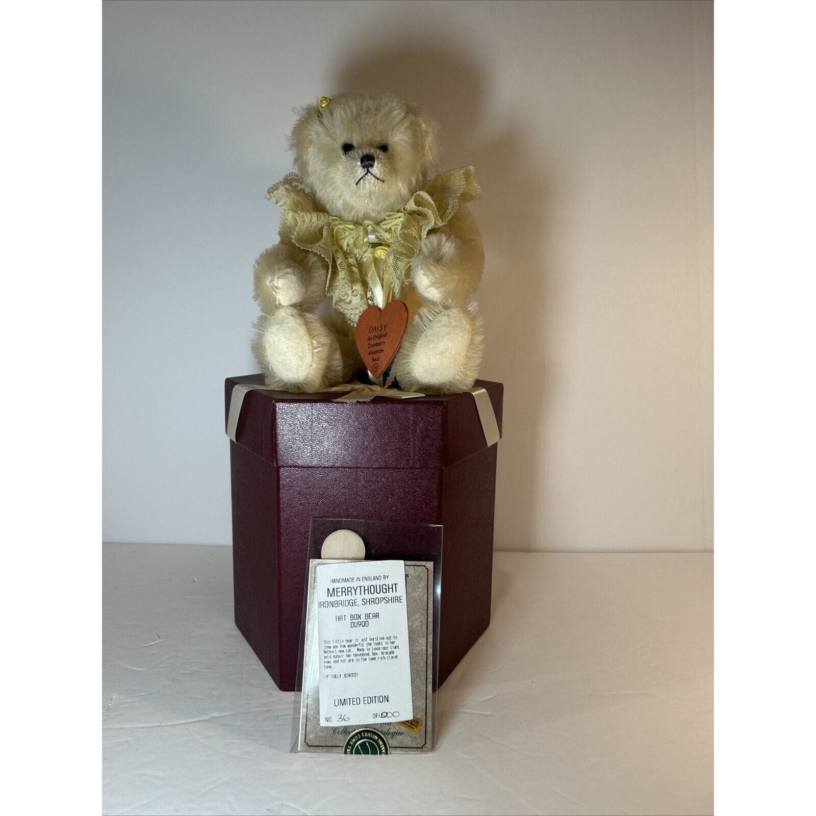 Merrythought Daisy Cranberry Hat Box Bear Mohair Ltd Ed 36/1000 UK 1994 w/ Tags