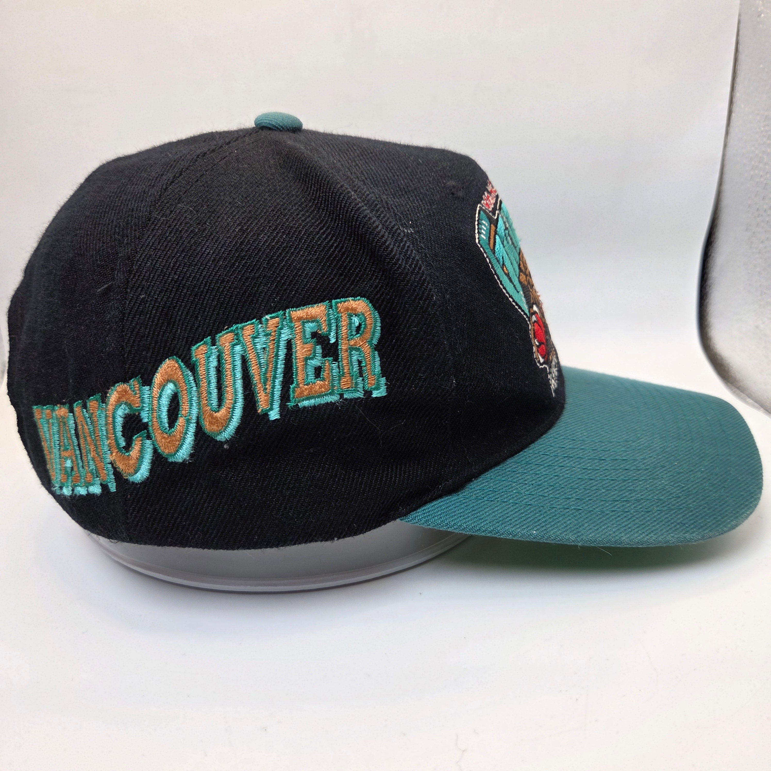 Vancouver Grizzlies 1994 Vintage Sports Specialties Snapback Hat NBA Logo