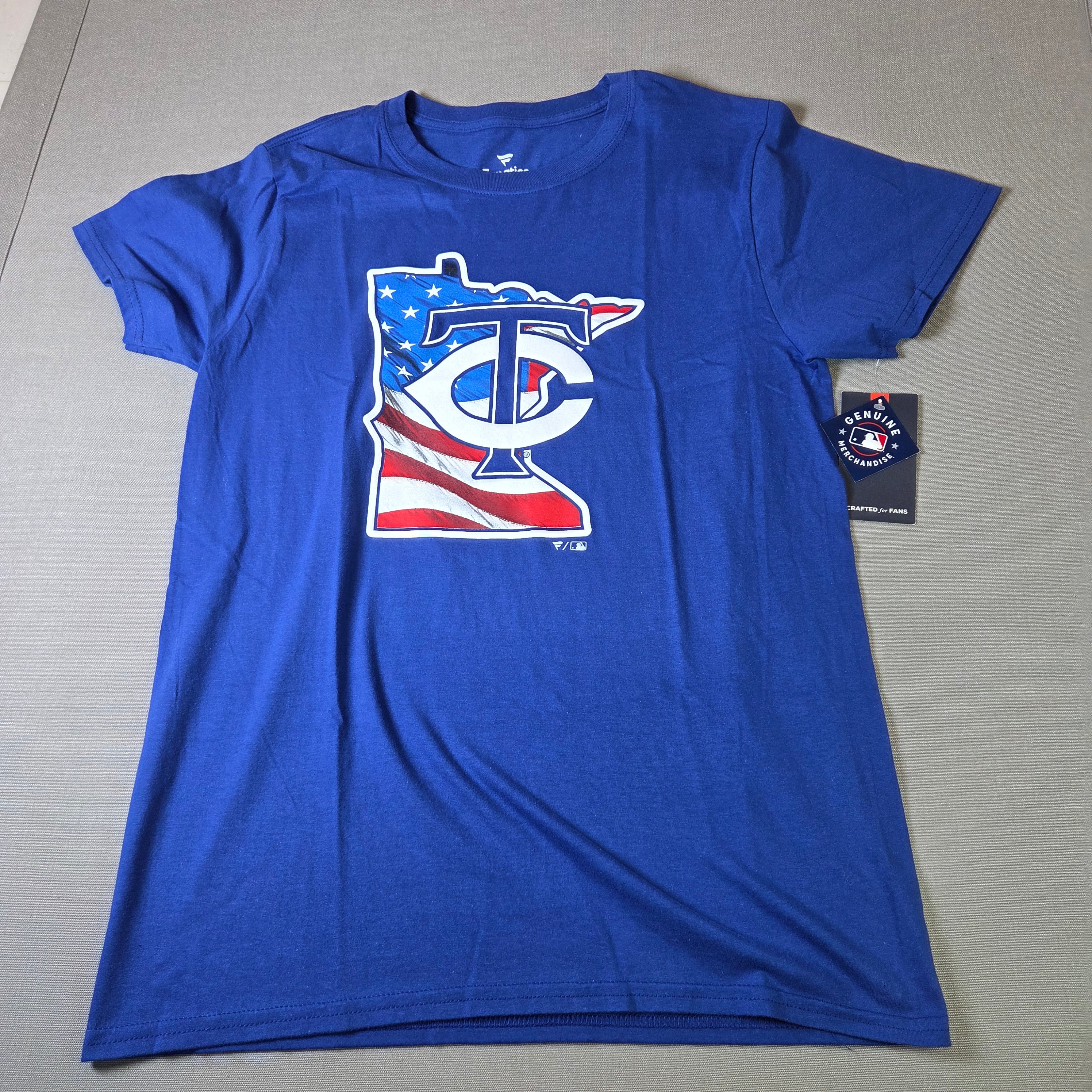 Fanatics Minnesota Twins USA Flag Logo T Shirt Size Medium Banner State NWT