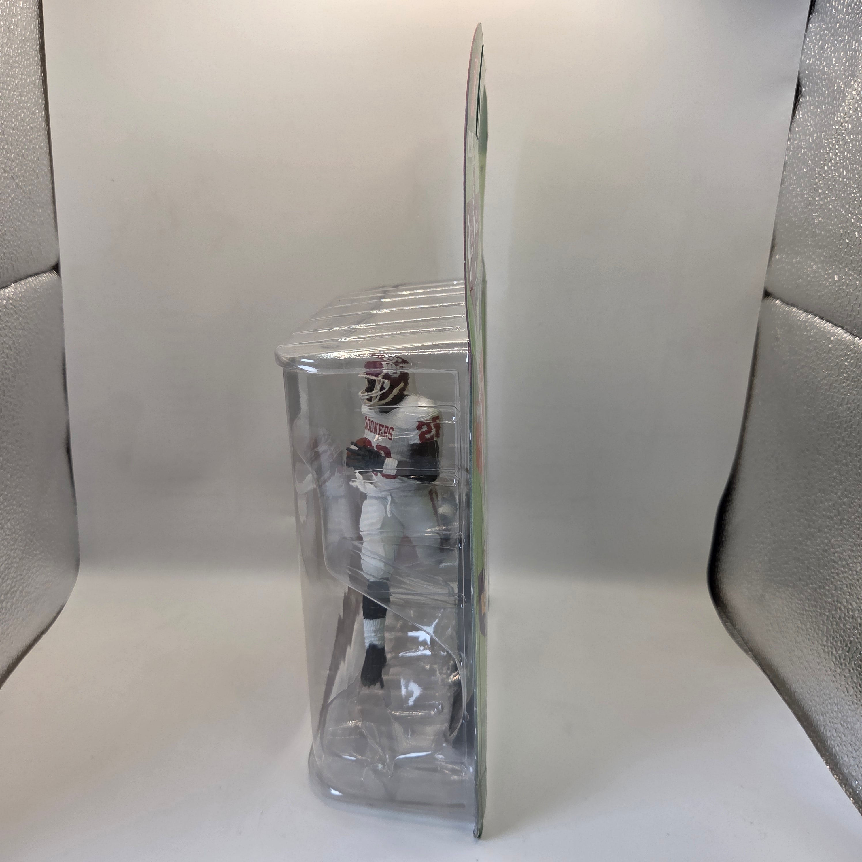 McFarlane Adrian Peterson 2009 Oklahoma Sooners White Jersey Chase Figure NIP