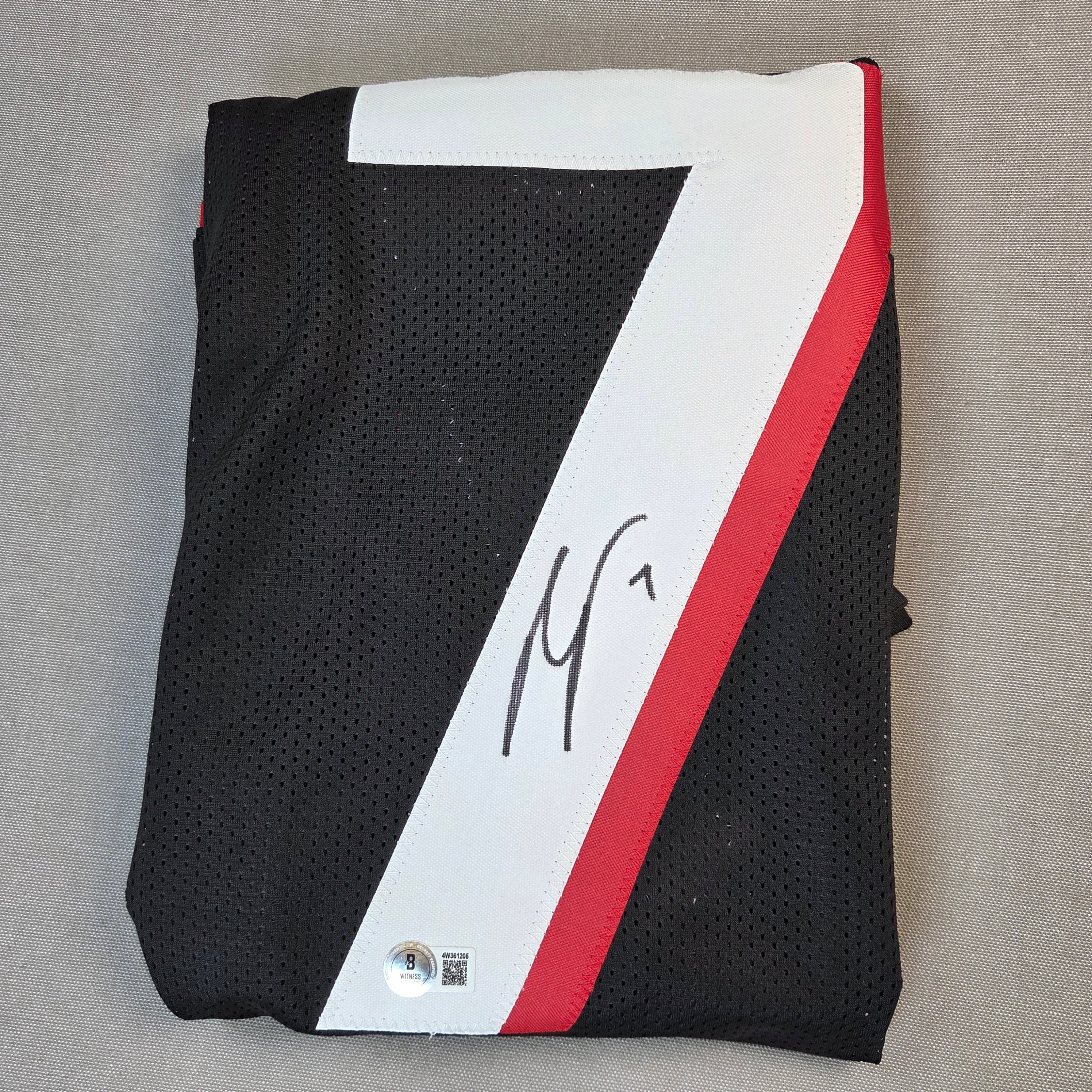 Bijan Robinson Signed Atlanta Falcons Custom Jersey BAS Witness Certified