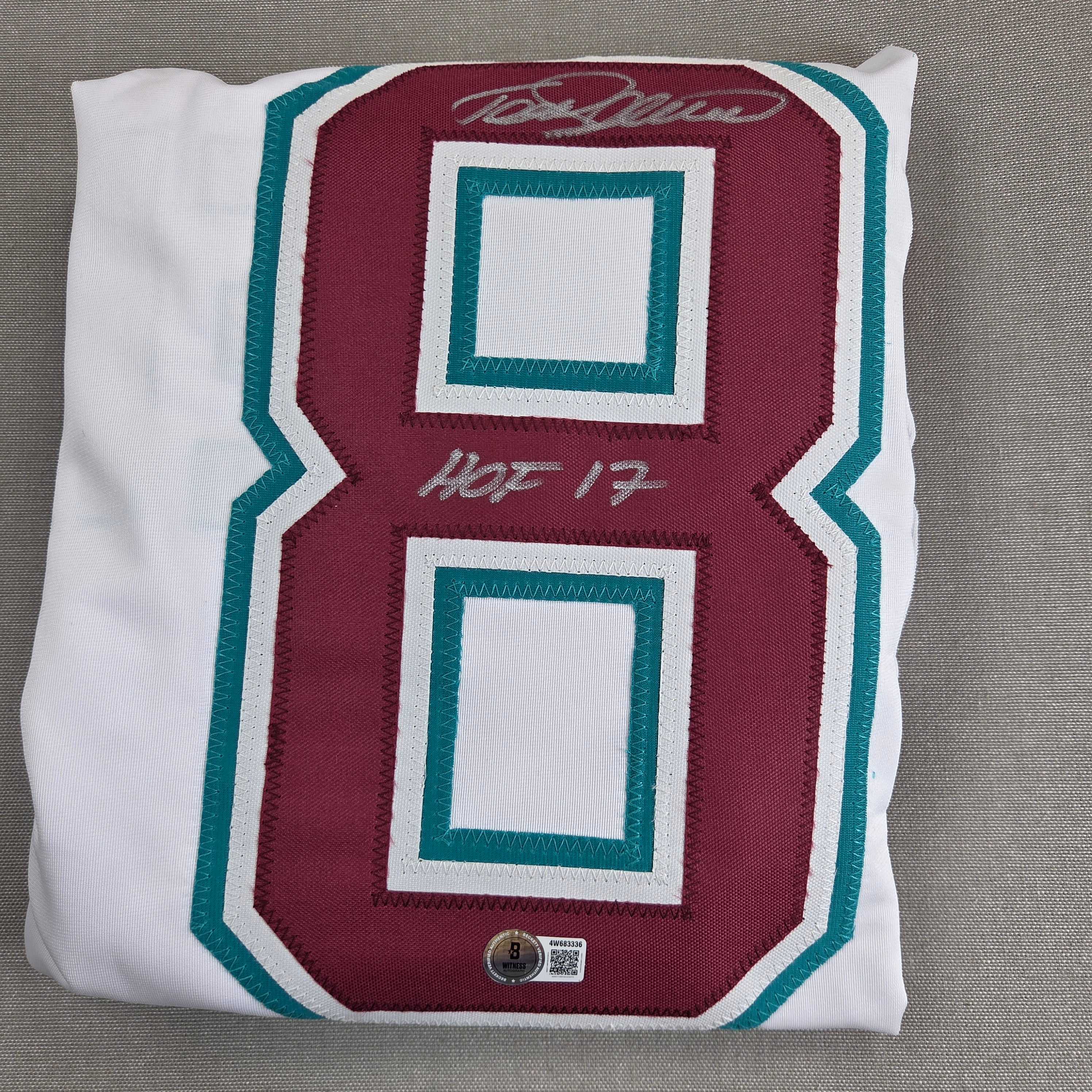 Teemu Selanne Signed Anaheim Ducks Custom Jersey HOF 17 BAS Witness Certified