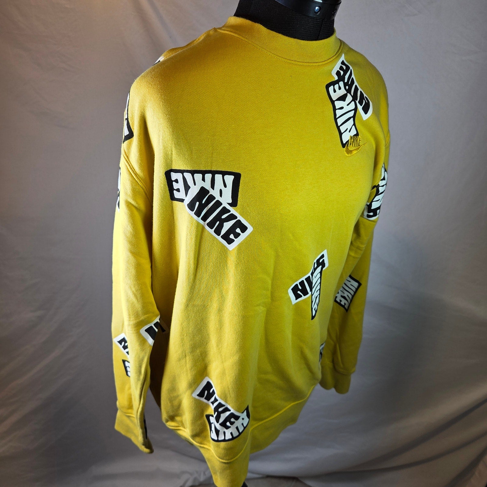 Nike Sportswear Sport Essentials+ All Over Logo Long Sleeve Shirt M Yellow