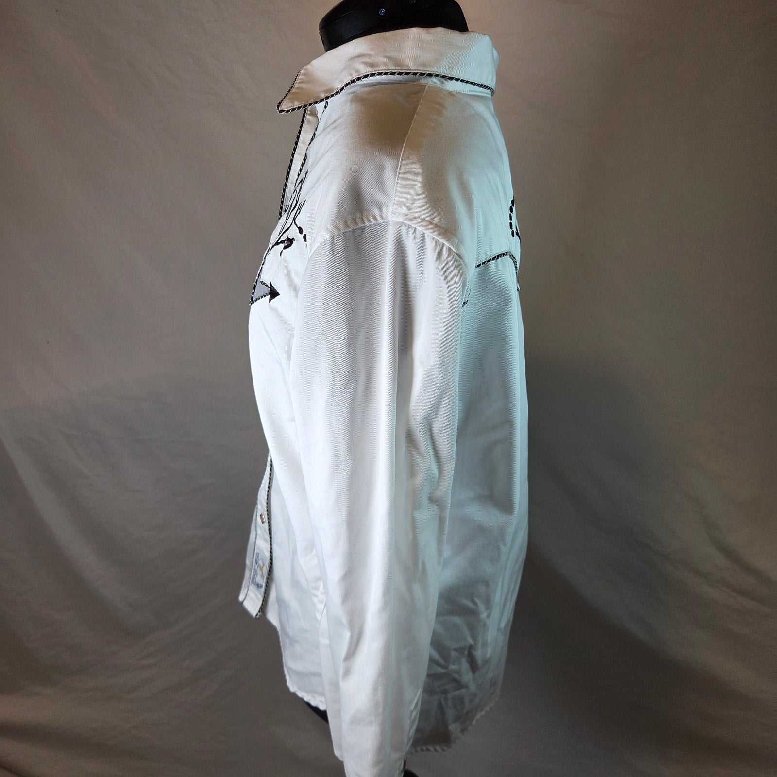Panhandle Slim Women's XL Retro Western Embroidered Snap Shirt Style Cowgirl