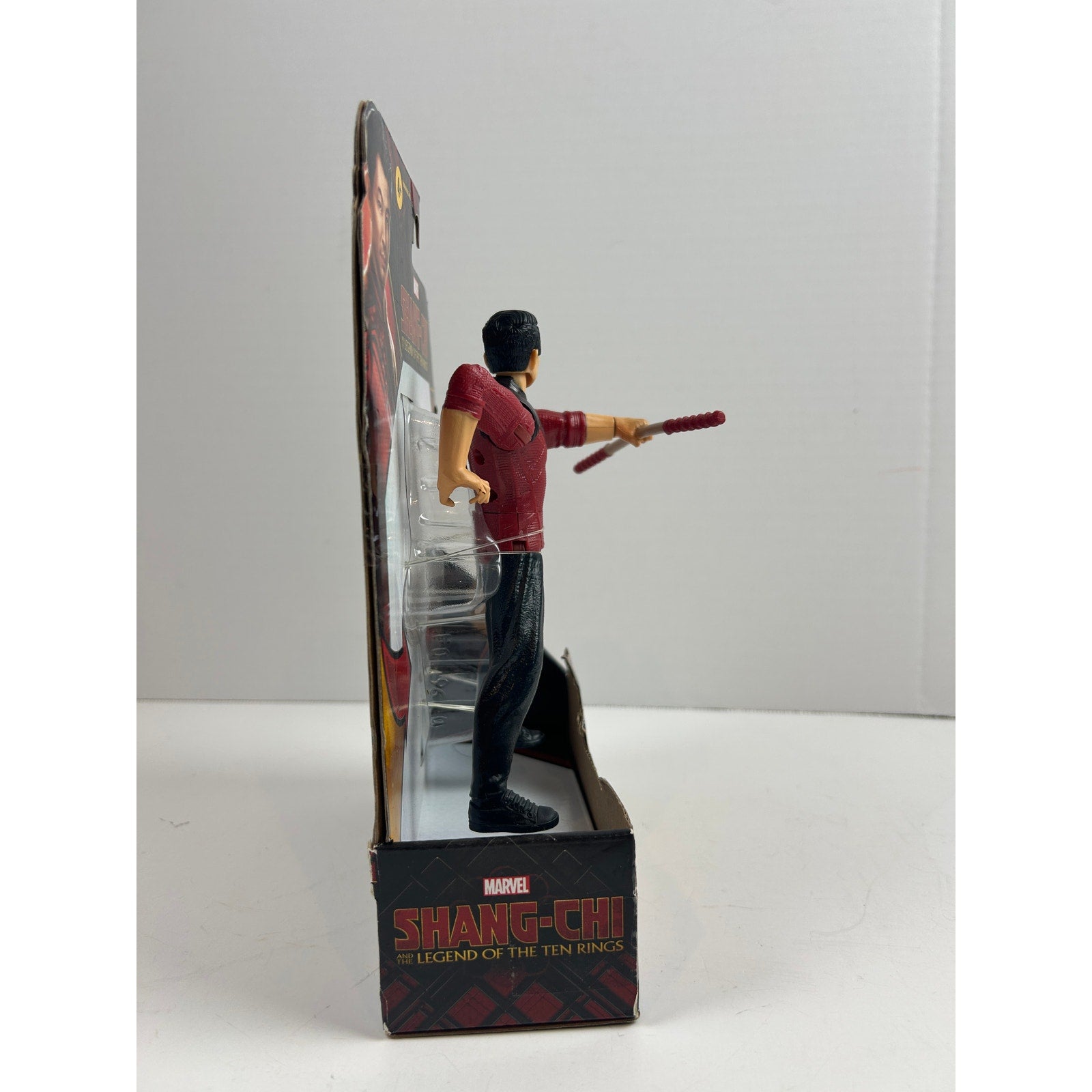 Hasbro Marvel Shang-Chi Legend of the Ten Rings Shang-Chi Bo-Staff Attack Figure