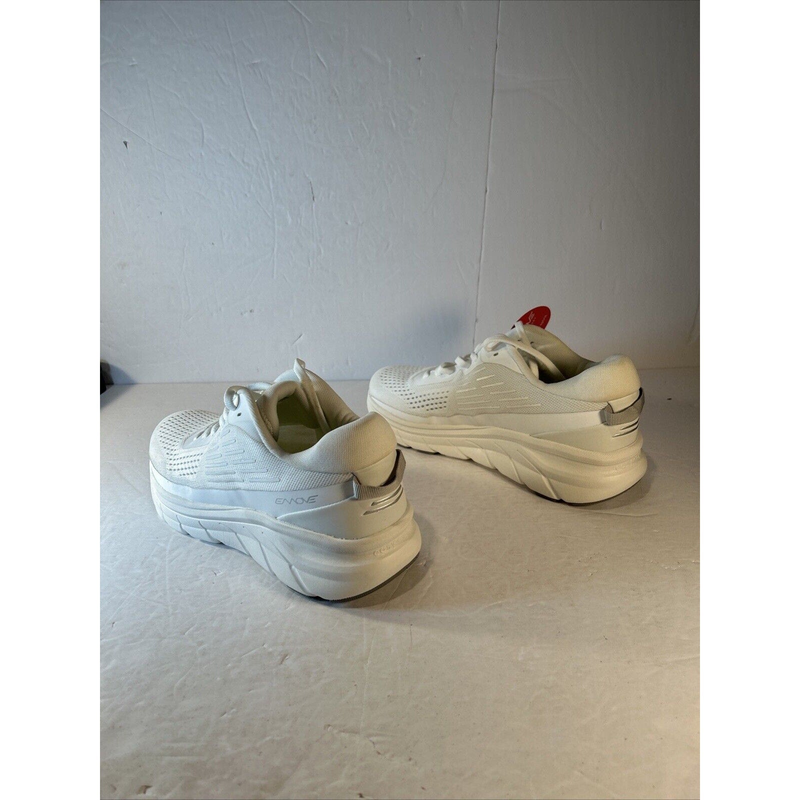 Easy Spirit Mel8 Walking Shoes Women’s Size 10 White Comfort Sneakers NEW