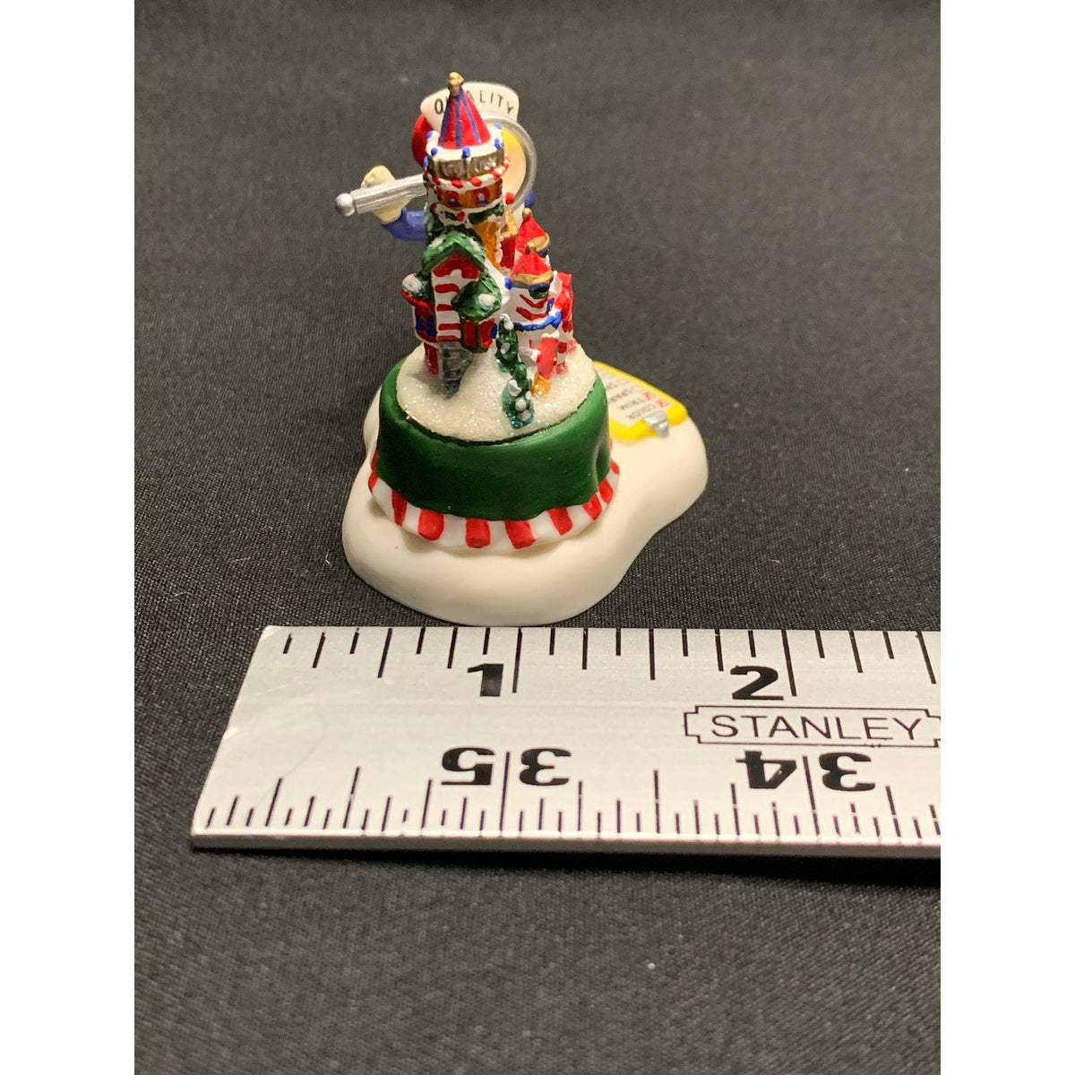 Dept 56 Making Each House Checking It Twice 57204 North Pole Special Edition