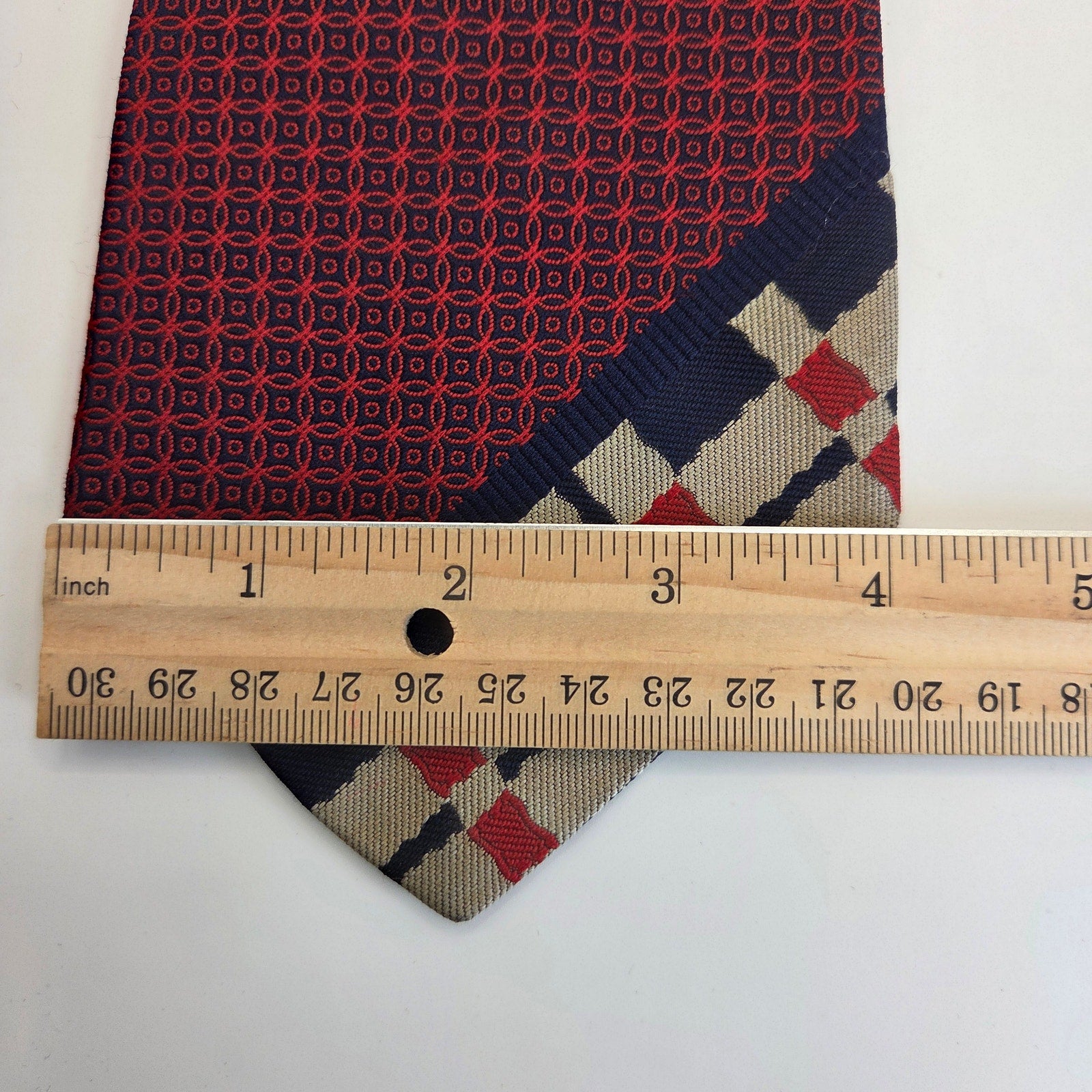 Vintage 1970s Woodward & Lothrop Mens Store Tie 4” Wide Burgundy Print