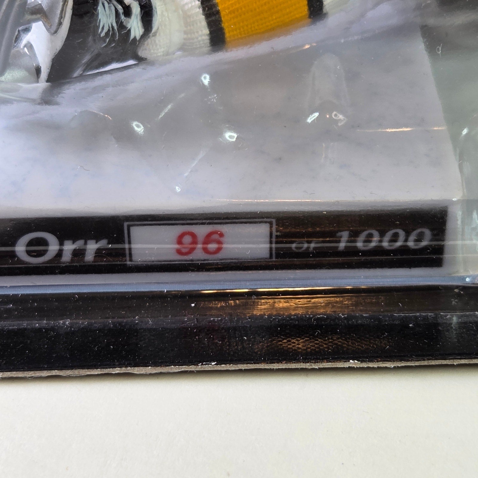 Bobby Orr McFarlane Series 23 Boston Bruins Figure White Jersey /1000 Bronze