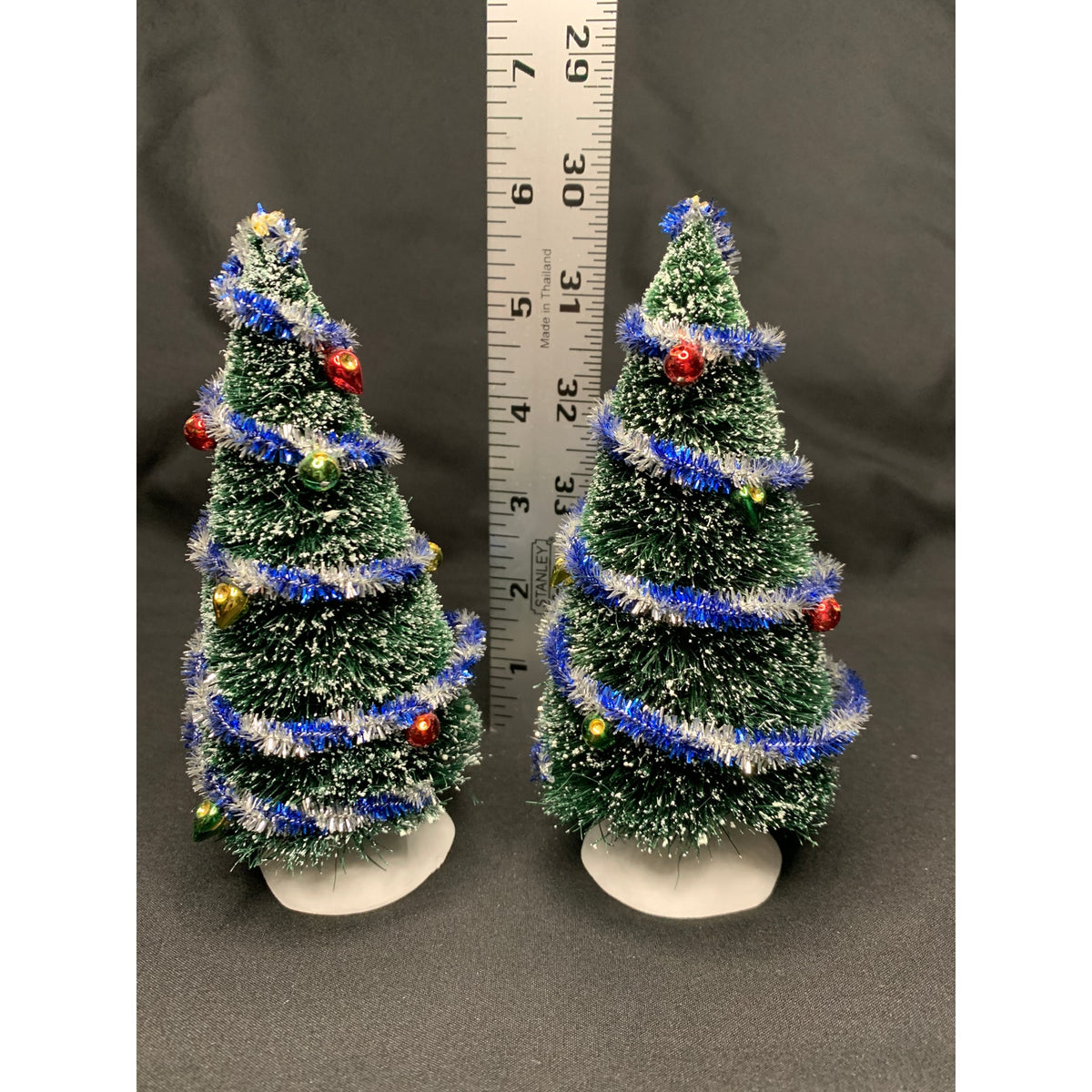 Department 56 Decorated Sisal Trees 52714 Set of 2 Village Accessories No Stars