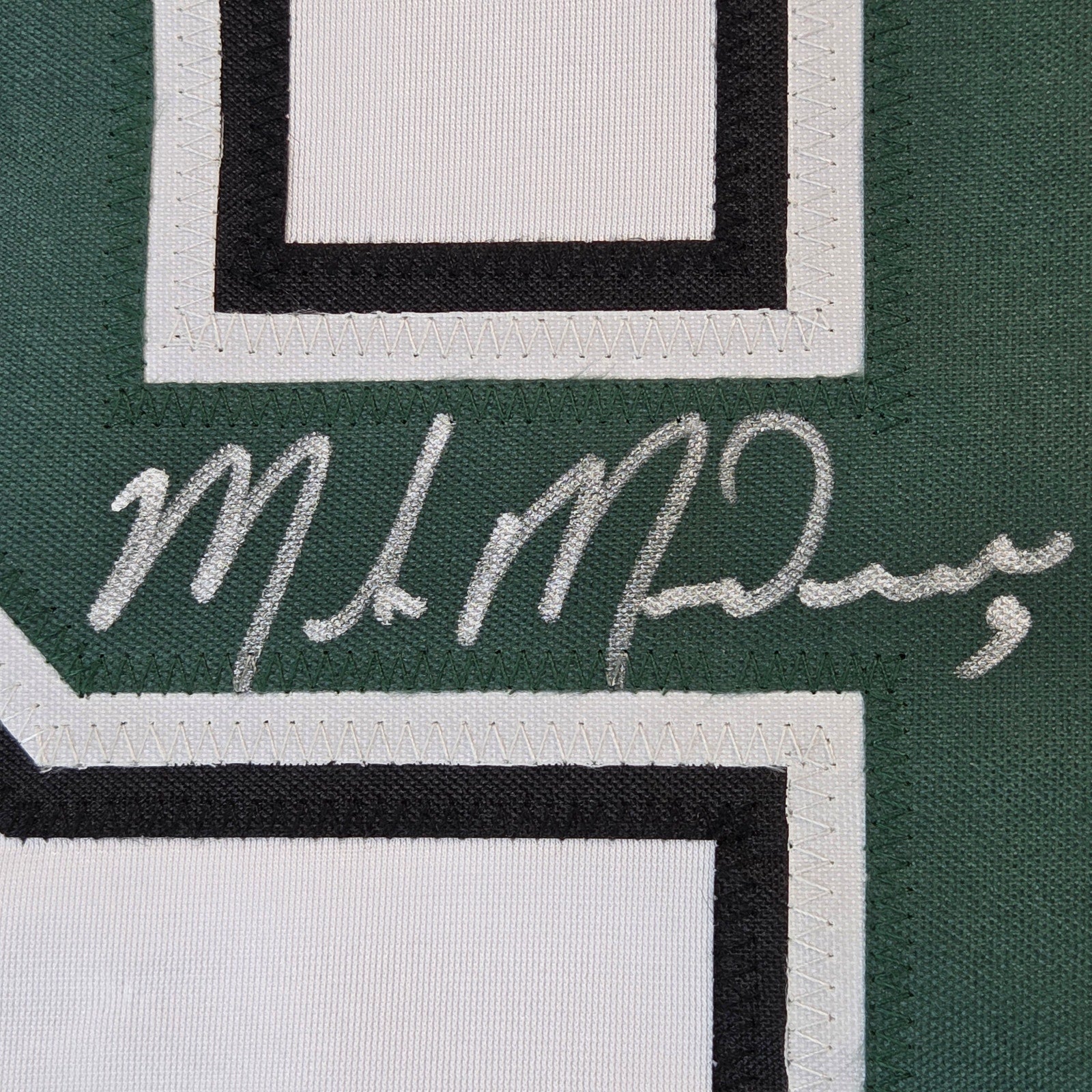 Mike Modano Signed Dallas Stars Jersey HOF 2014 Beckett Witness Auto