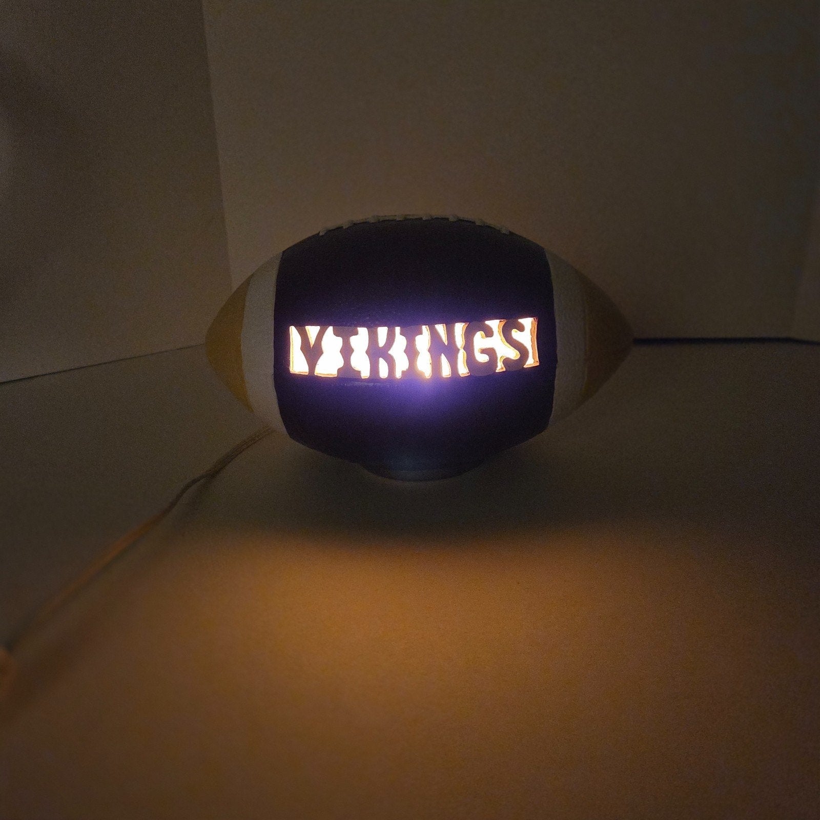 Minnesota Vikings Football Accent Lamp Light – Carved Logo – Plug-In