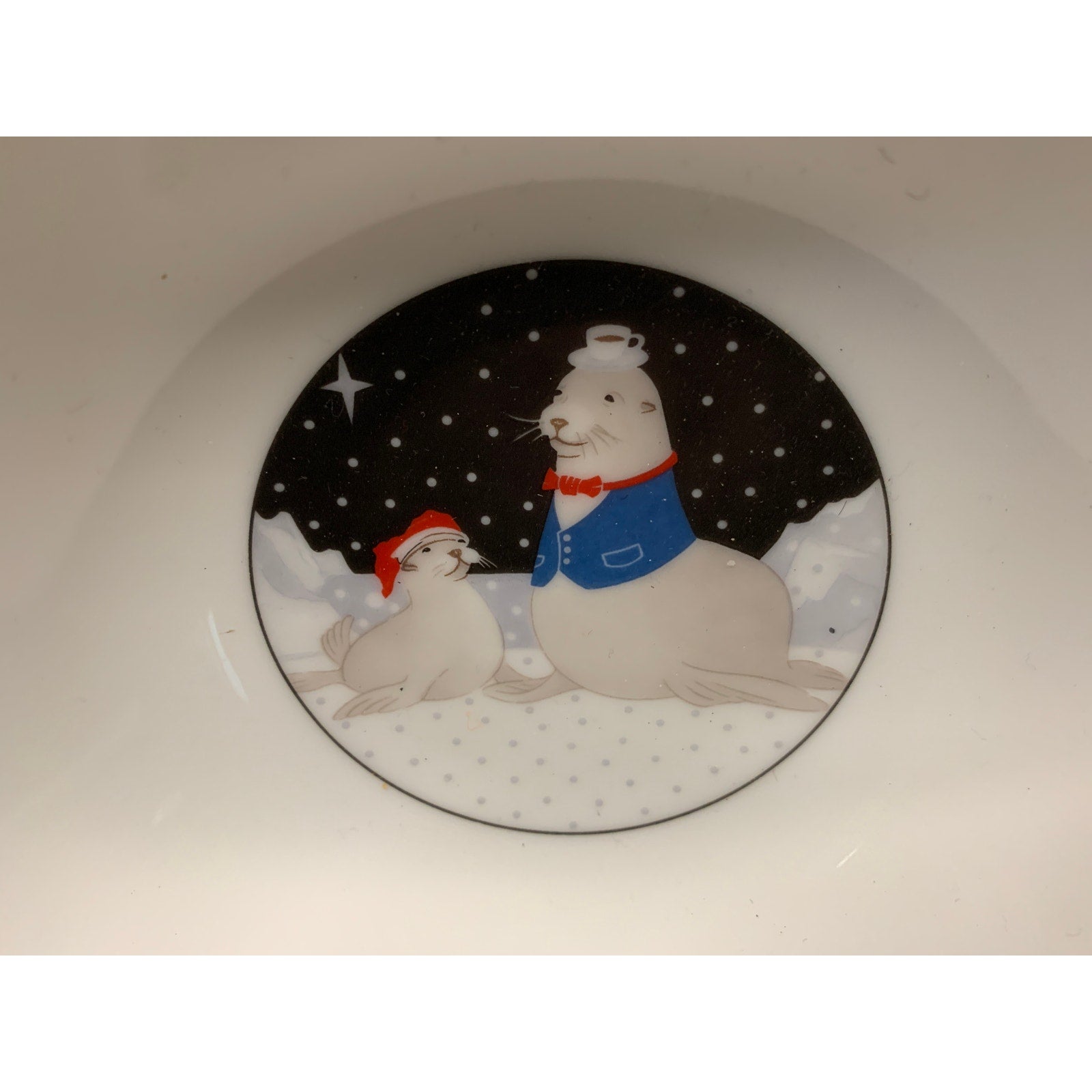 Vintage Epoch Polar Party Seal Cereal Bowls Set of 2 1997 Christmas 6.25in