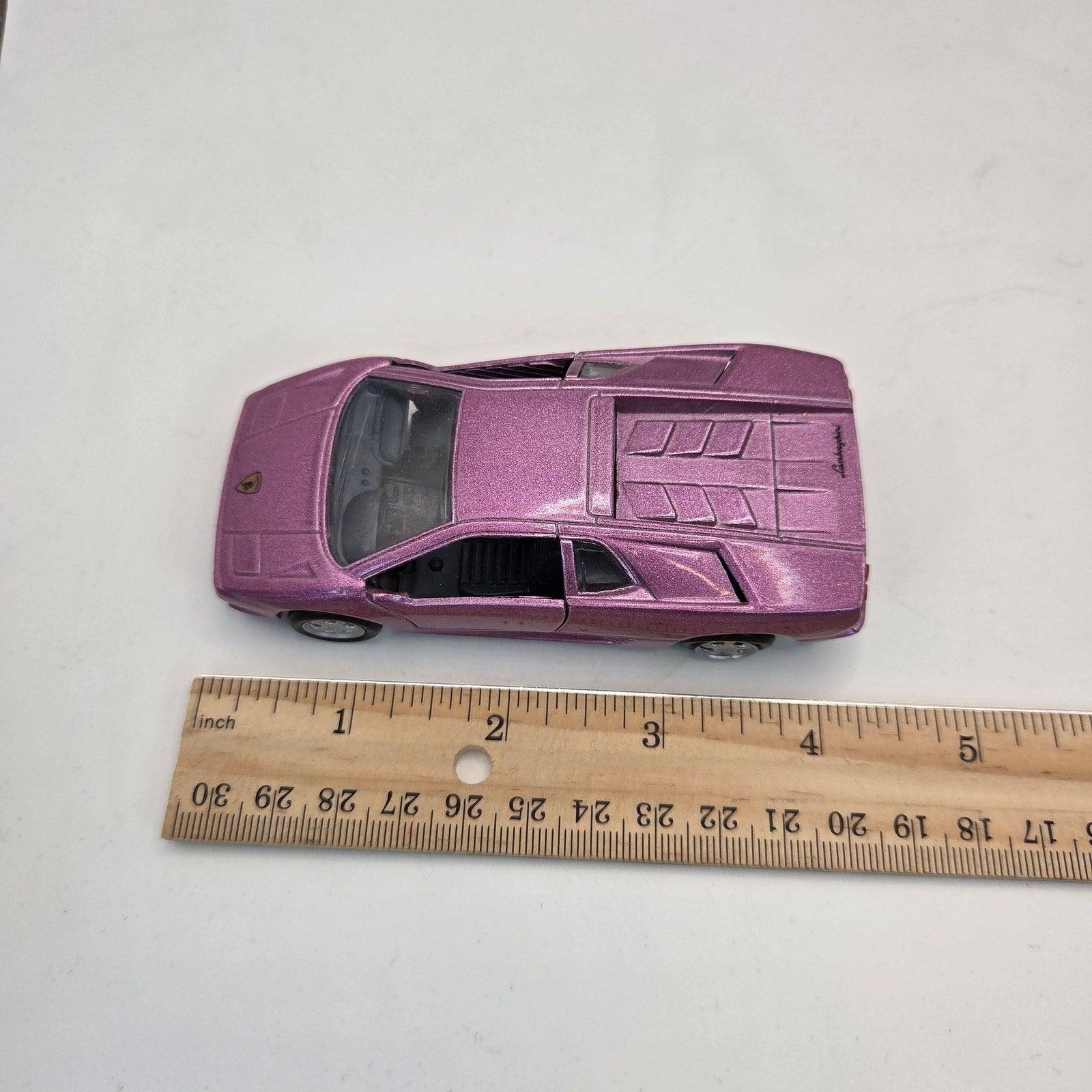 Maisto Lamborghini Diablo 1:40 Diecast Pullback Car Purple Model w/ Doors