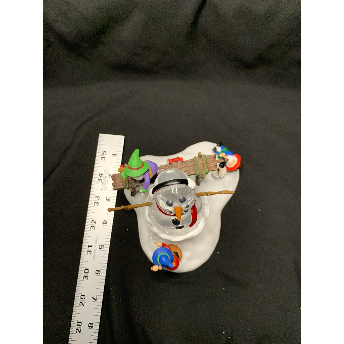 Dept 56 Kringle Street Snowman 56833 North Pole 2002 Limited Edition Box