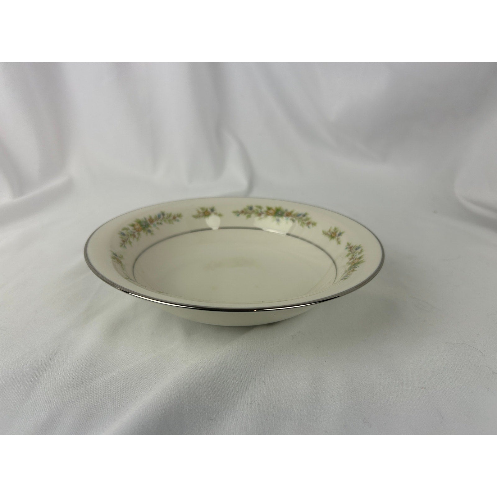Noritake Christina 7056 Rim Soup Bowl 8 Inch Ivory China Floral Japan