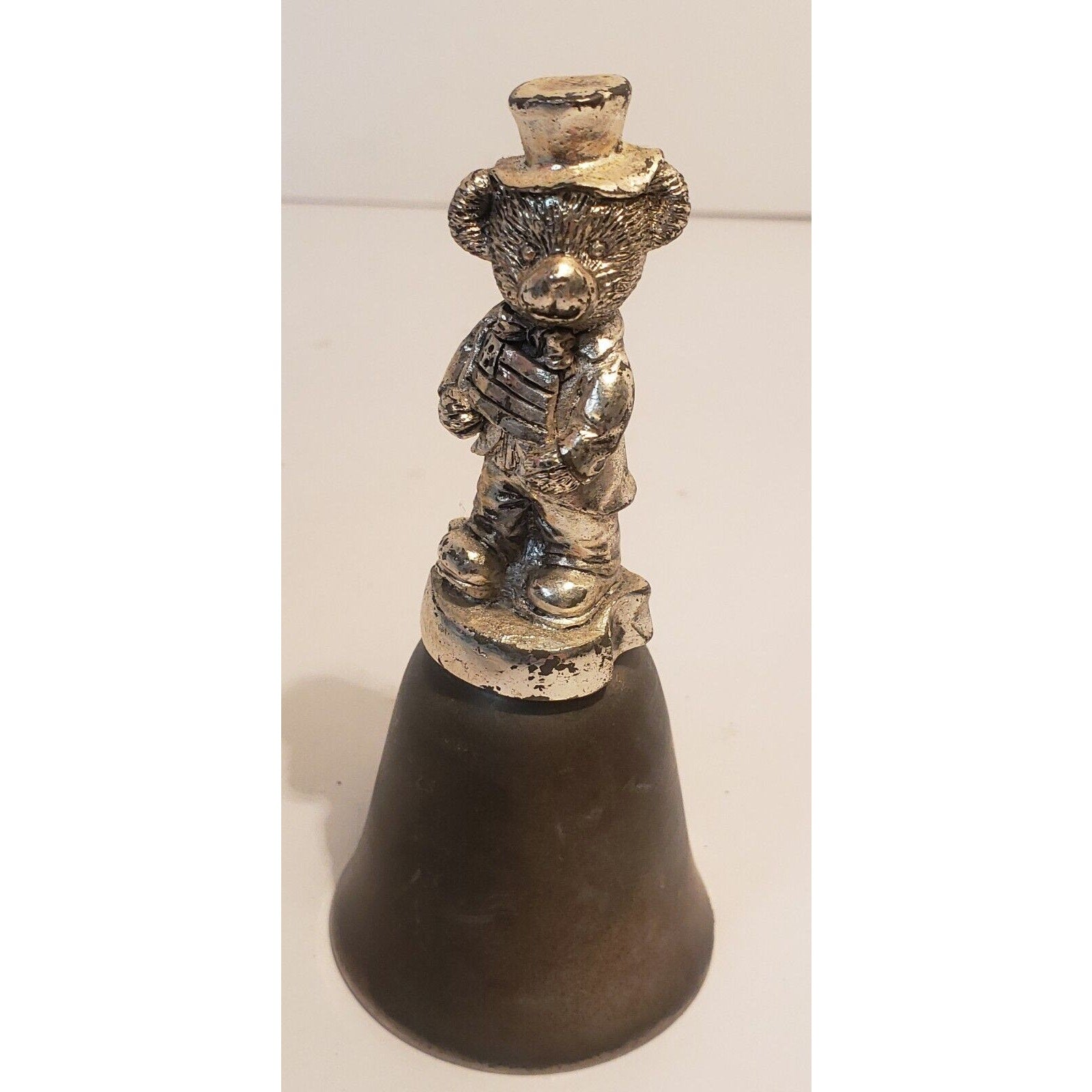 Vintage Bear w/Tophat Metal Bell 4"