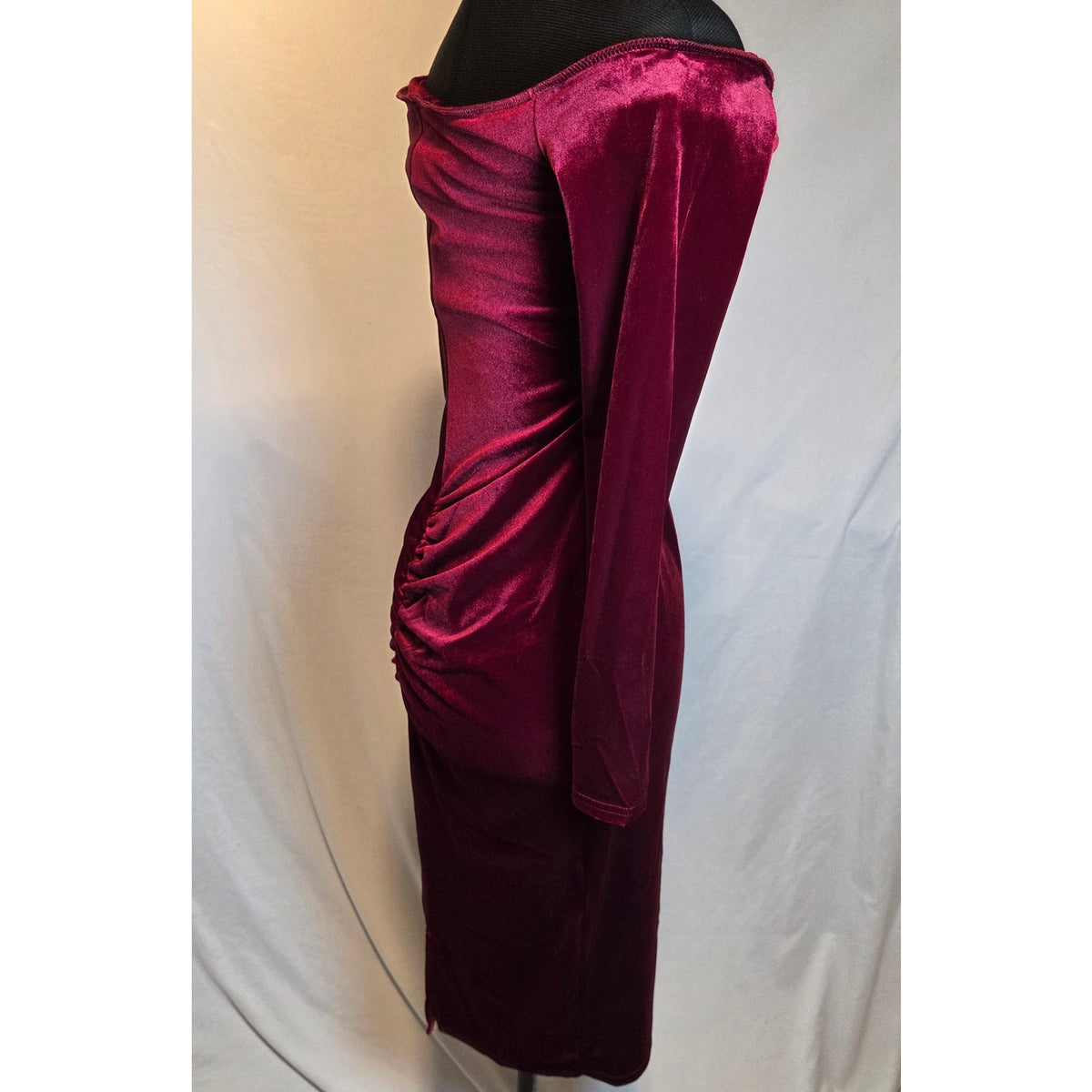 Club L London Compliment Berry Velvet Bardot Midi Dress US 8 UK 12 NWT